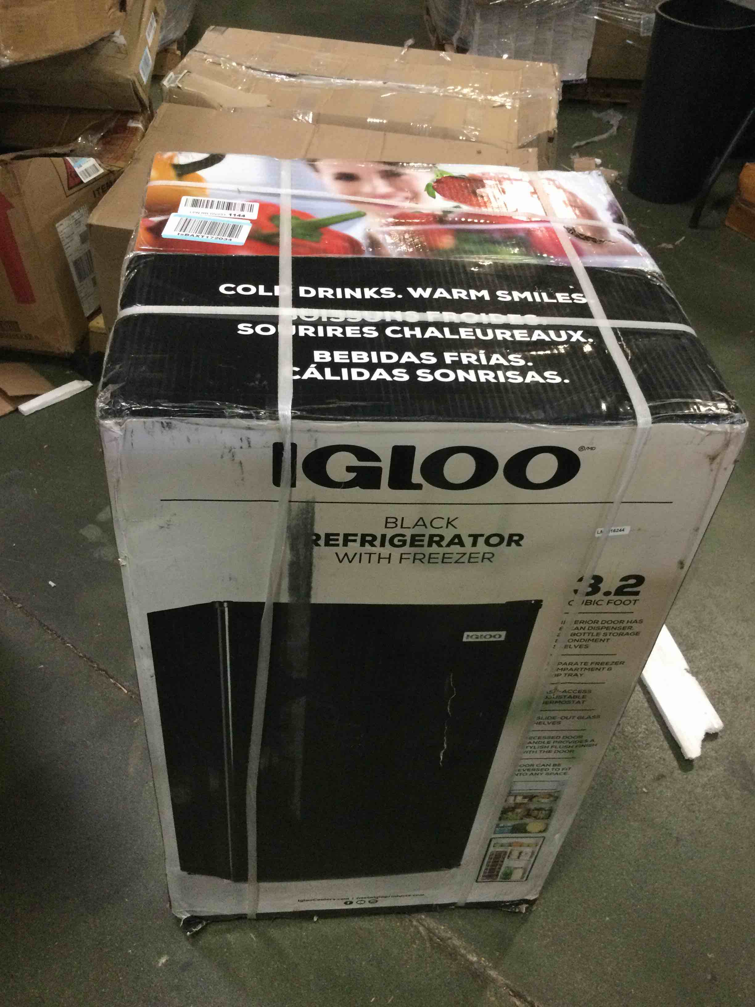 https://s3.amazonaws.com/lotting-images-prod/bidfta/BLU5557246_1696857430392.jpeg