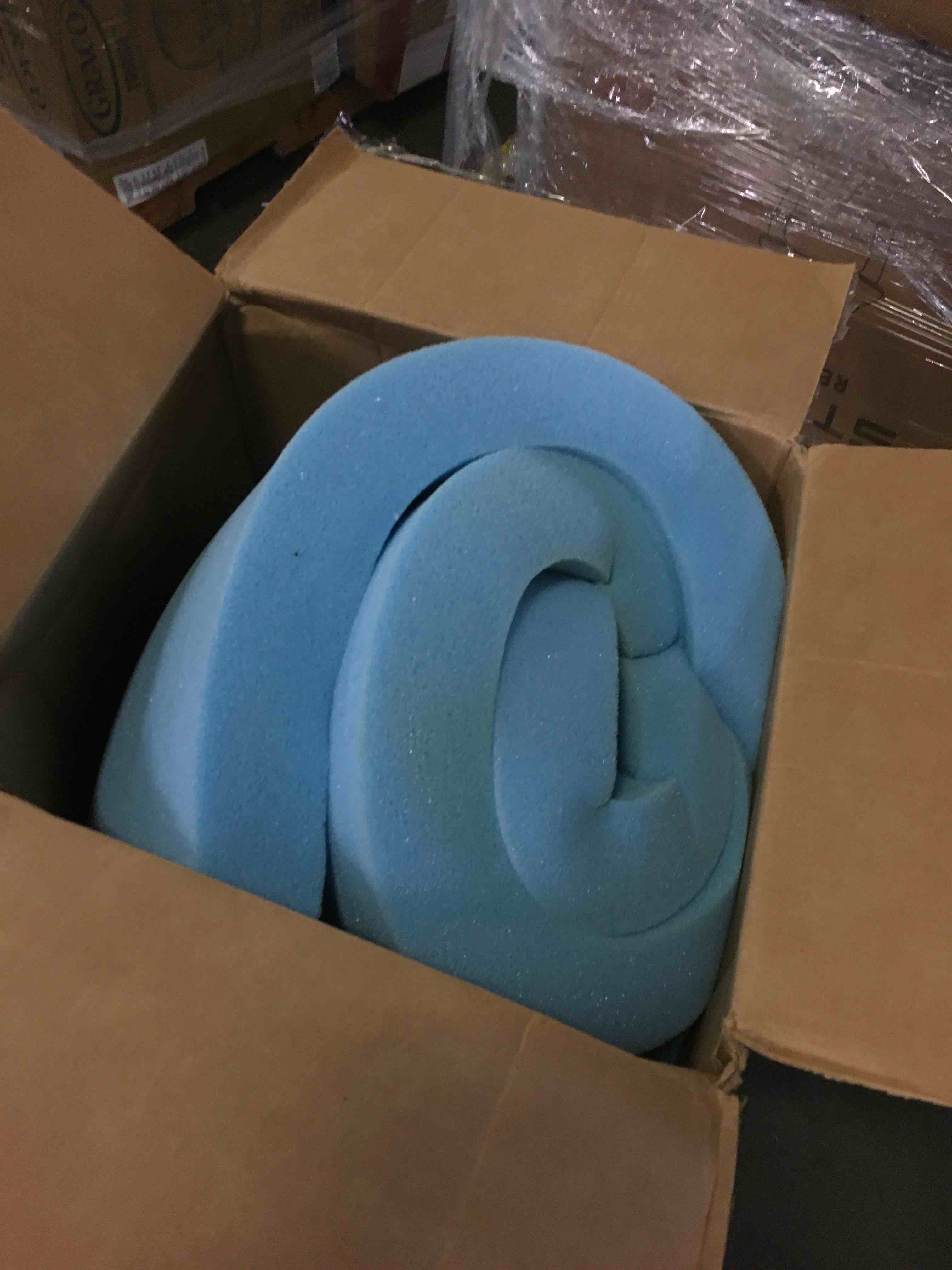 https://s3.amazonaws.com/lotting-images-prod/bidfta/BLU5557999_1696607187173.jpeg