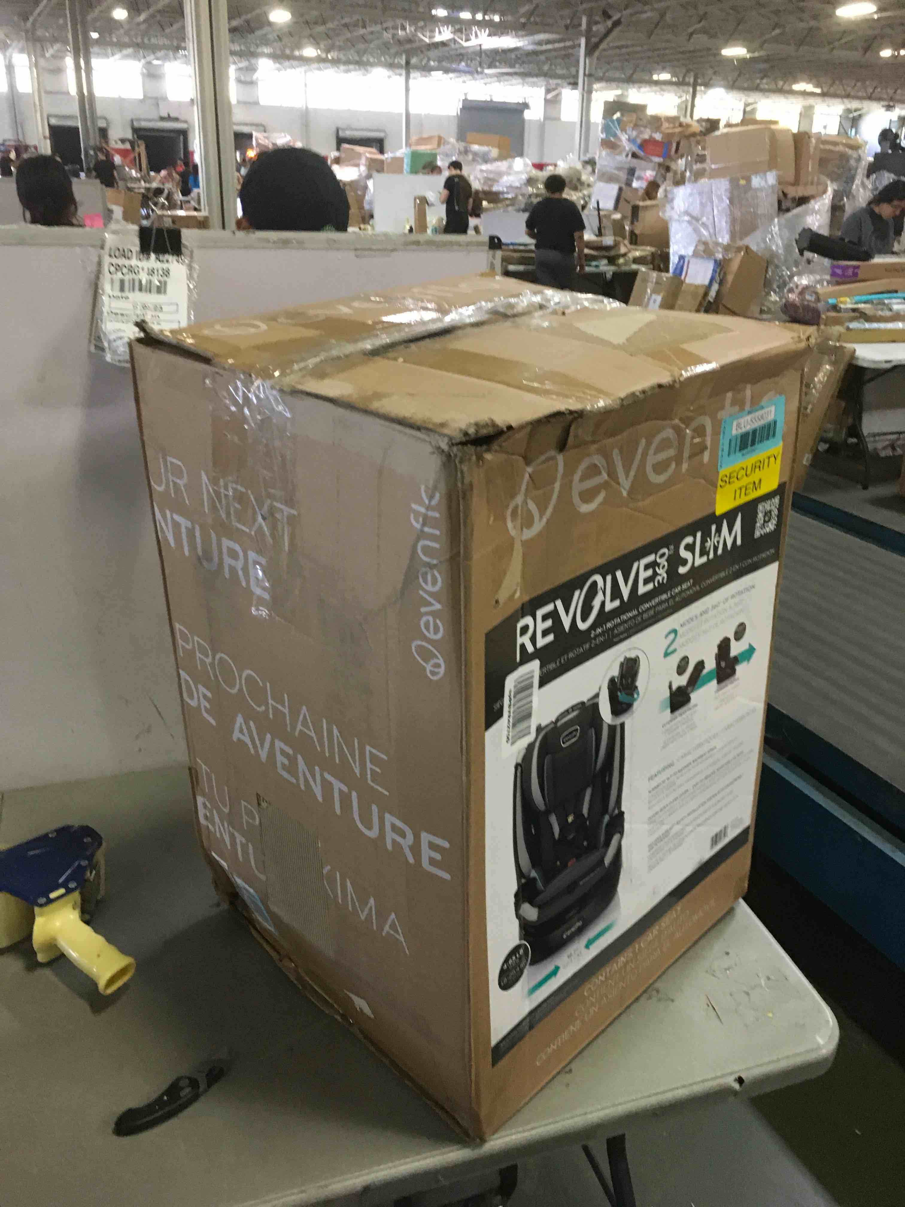 https://s3.amazonaws.com/lotting-images-prod/bidfta/BLU5558031_1696616443894.jpeg