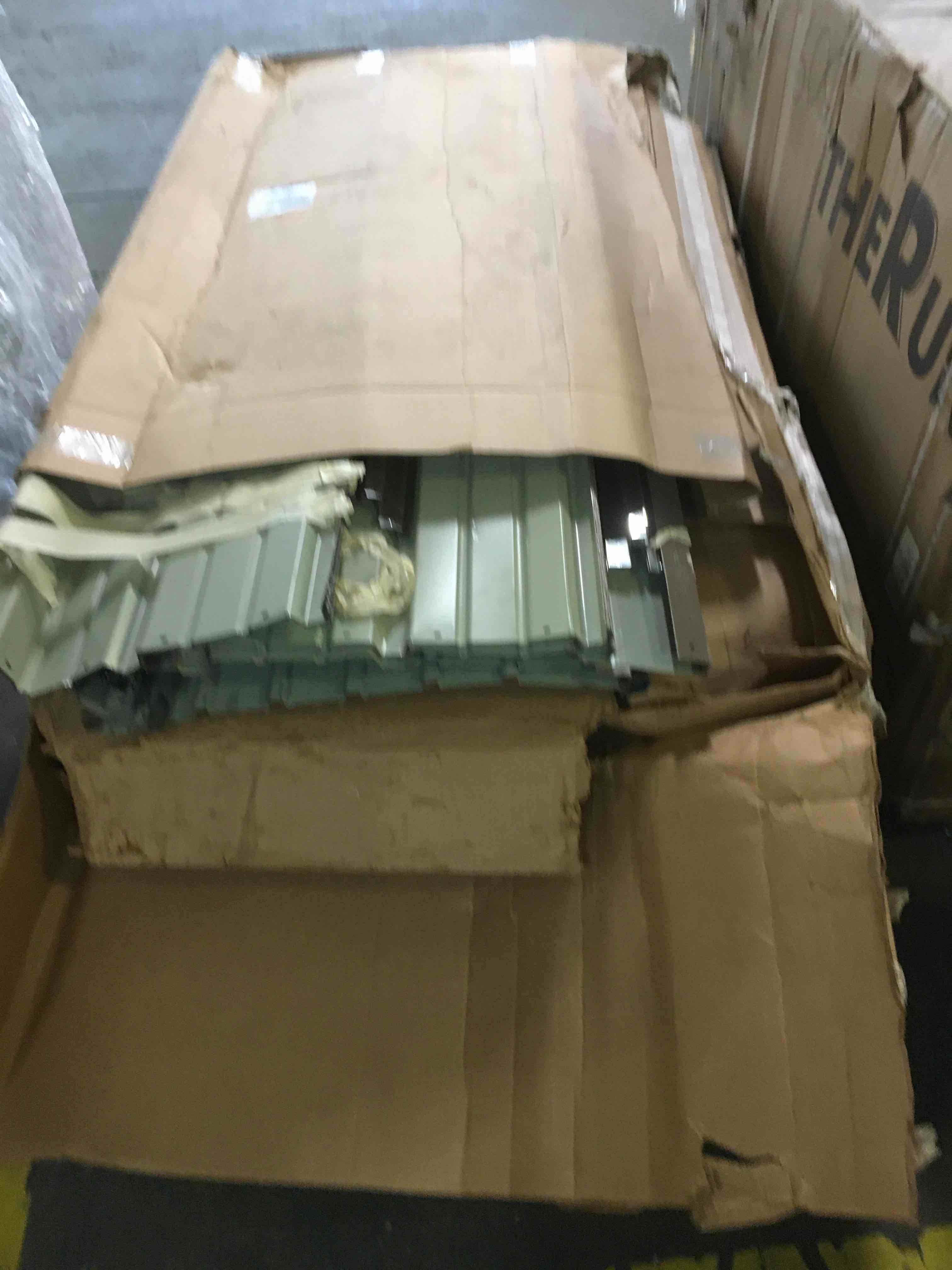 https://s3.amazonaws.com/lotting-images-prod/bidfta/BLU5558457_1697222465133.jpeg