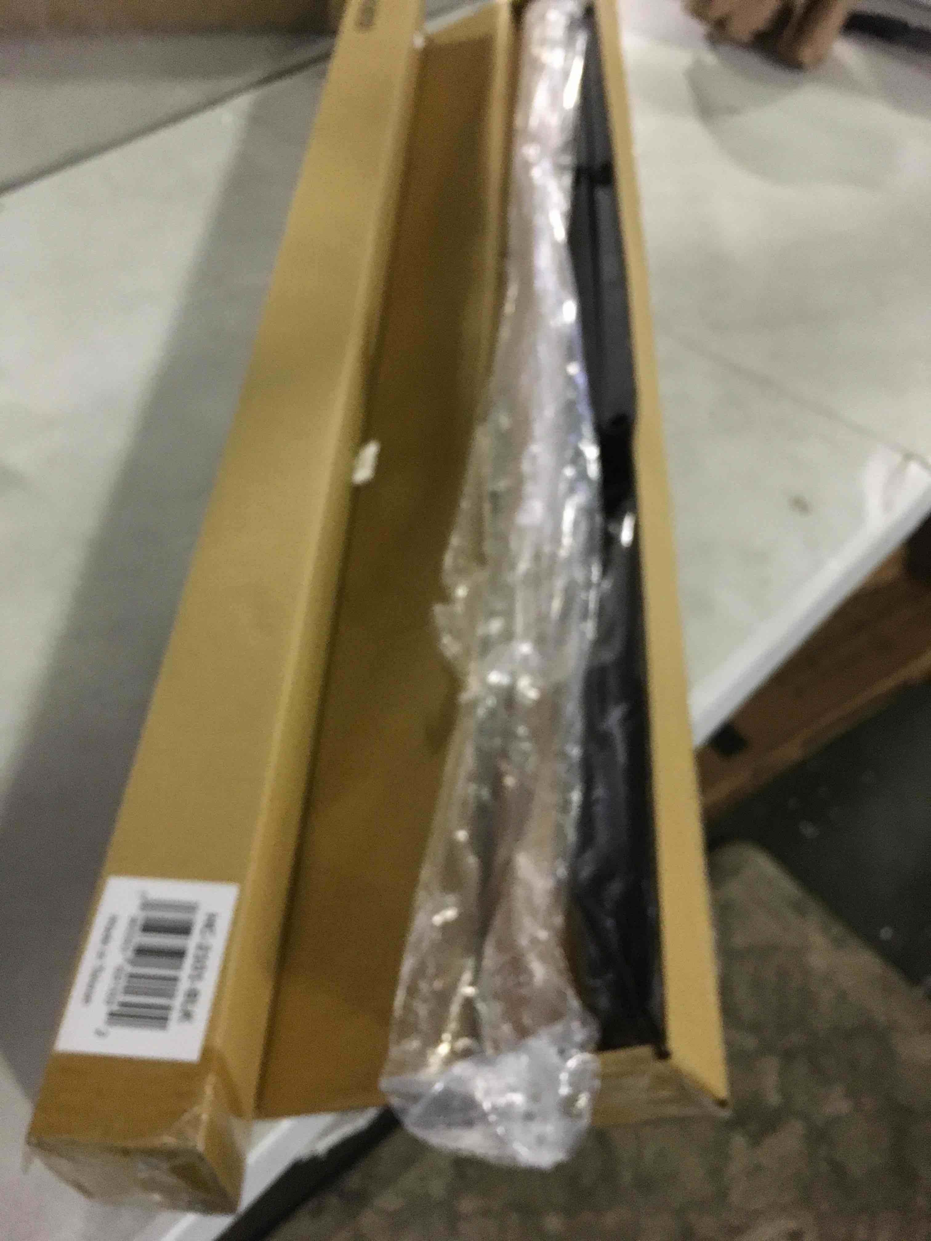 https://s3.amazonaws.com/lotting-images-prod/bidfta/BLU5559095_1698237251980.jpeg