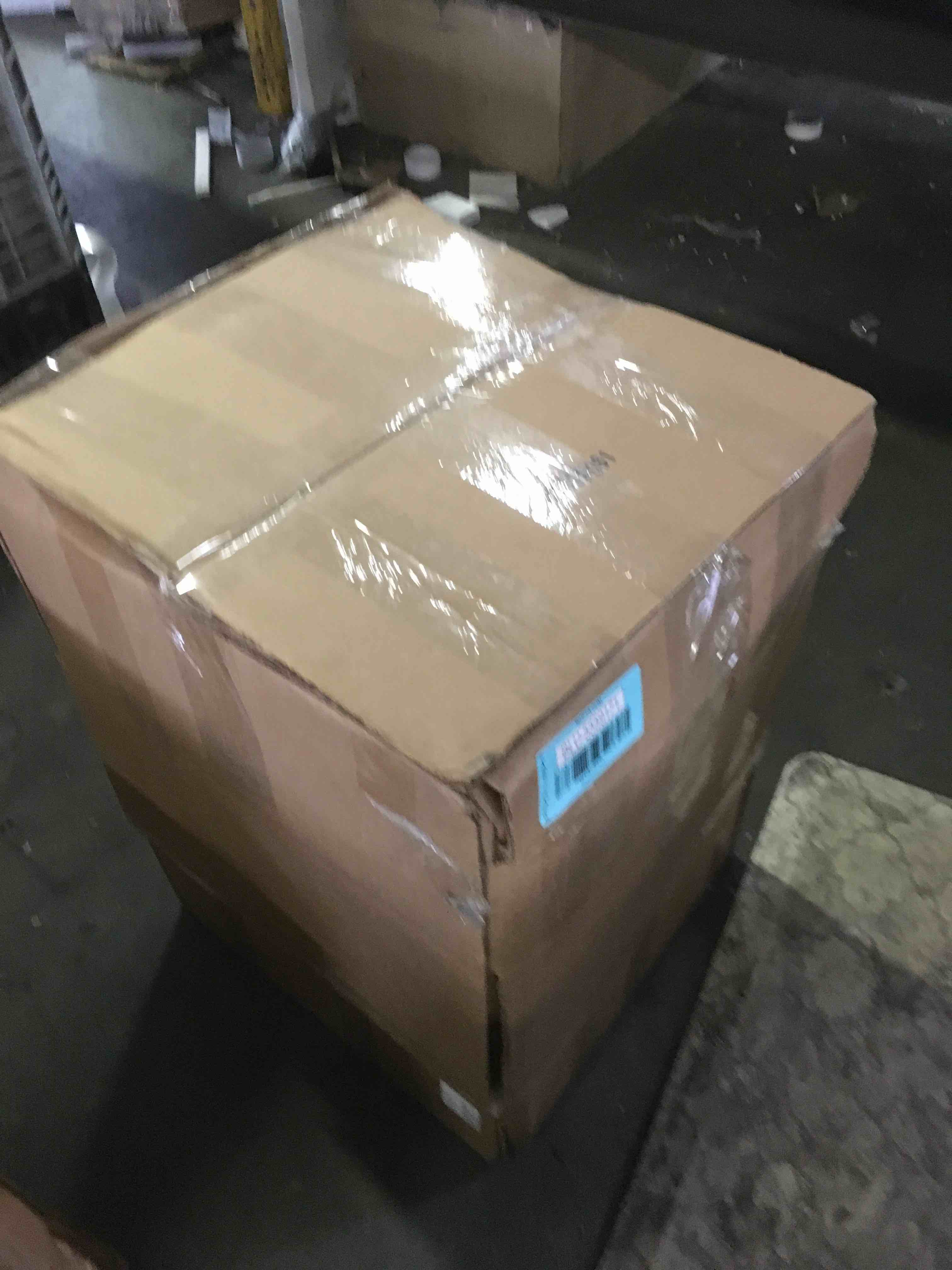 https://s3.amazonaws.com/lotting-images-prod/bidfta/BLU5559171_1698257956448.jpeg