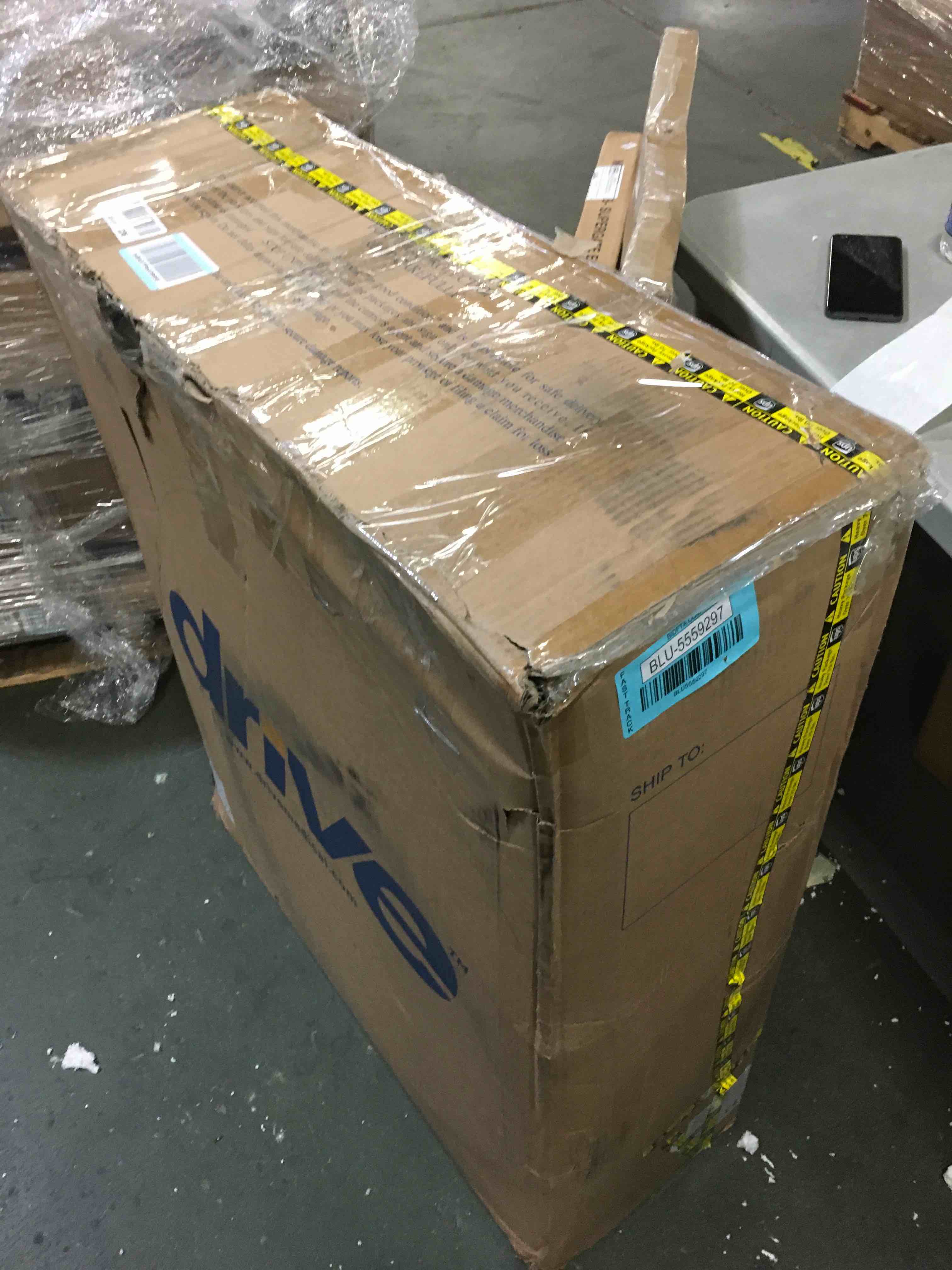 https://s3.amazonaws.com/lotting-images-prod/bidfta/BLU5559297_1698411627998.jpeg