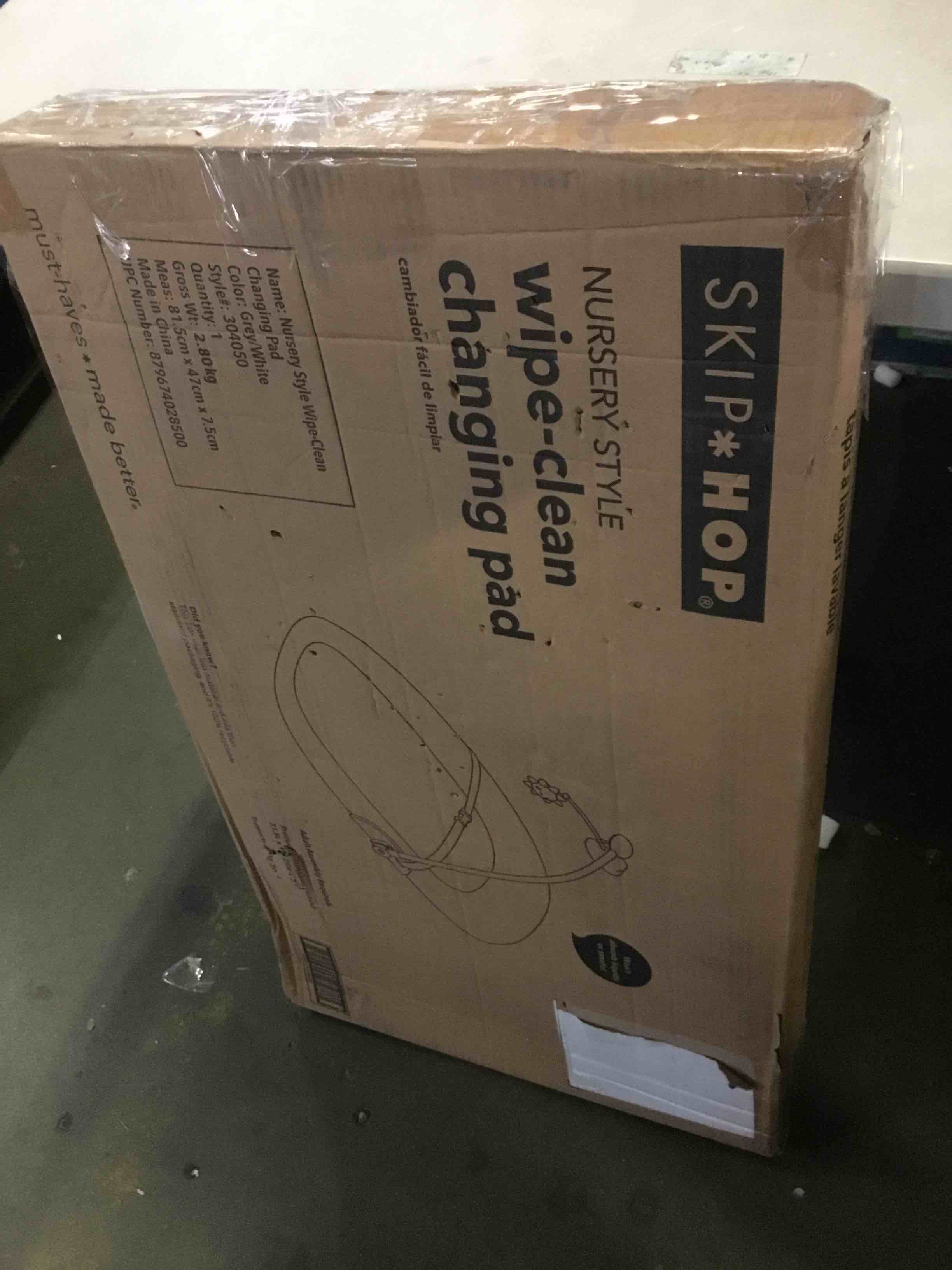 https://s3.amazonaws.com/lotting-images-prod/bidfta/BLU5560146_1697294395315.jpeg