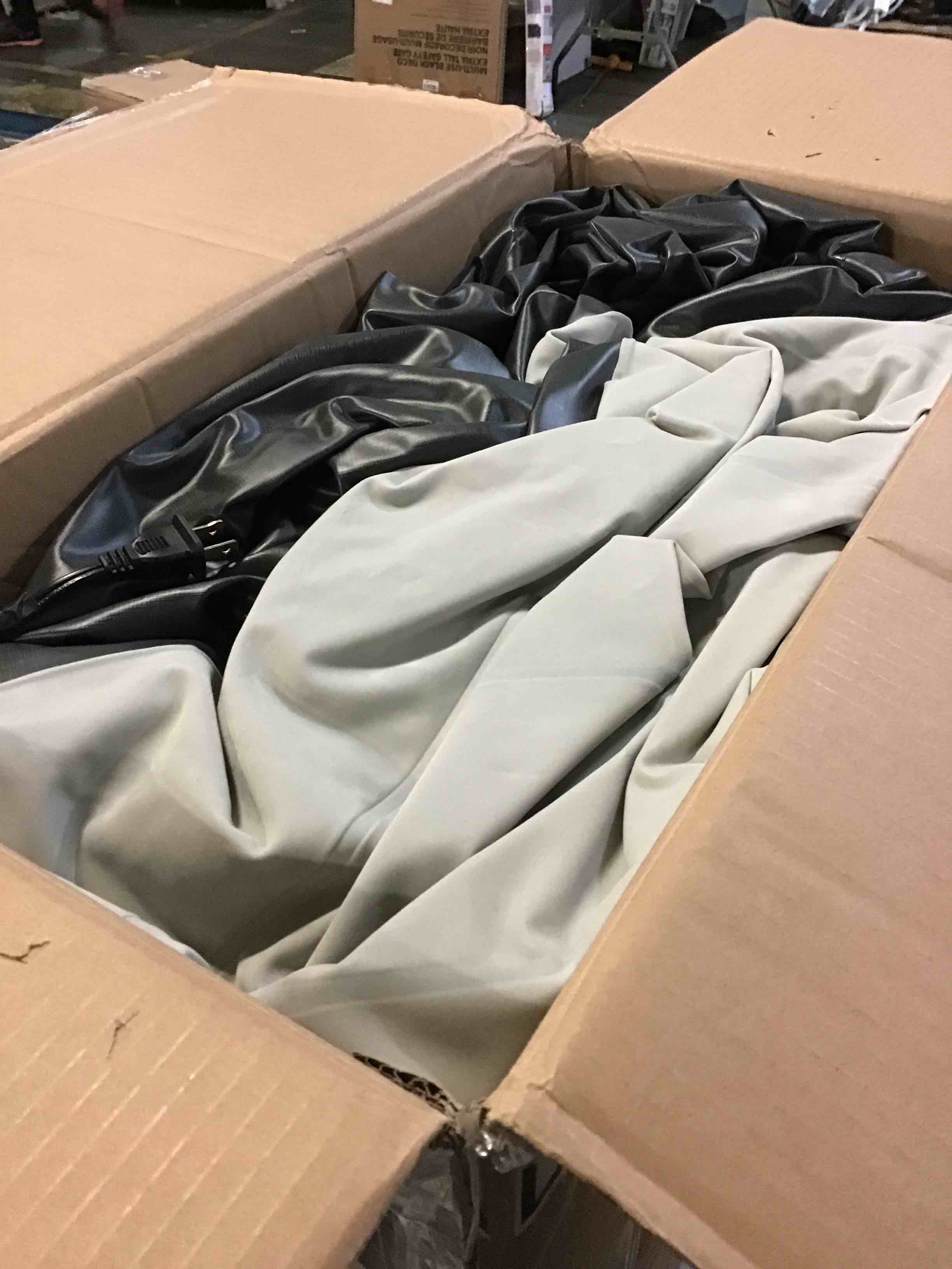 https://s3.amazonaws.com/lotting-images-prod/bidfta/BLU5560262_1697556540267.jpeg