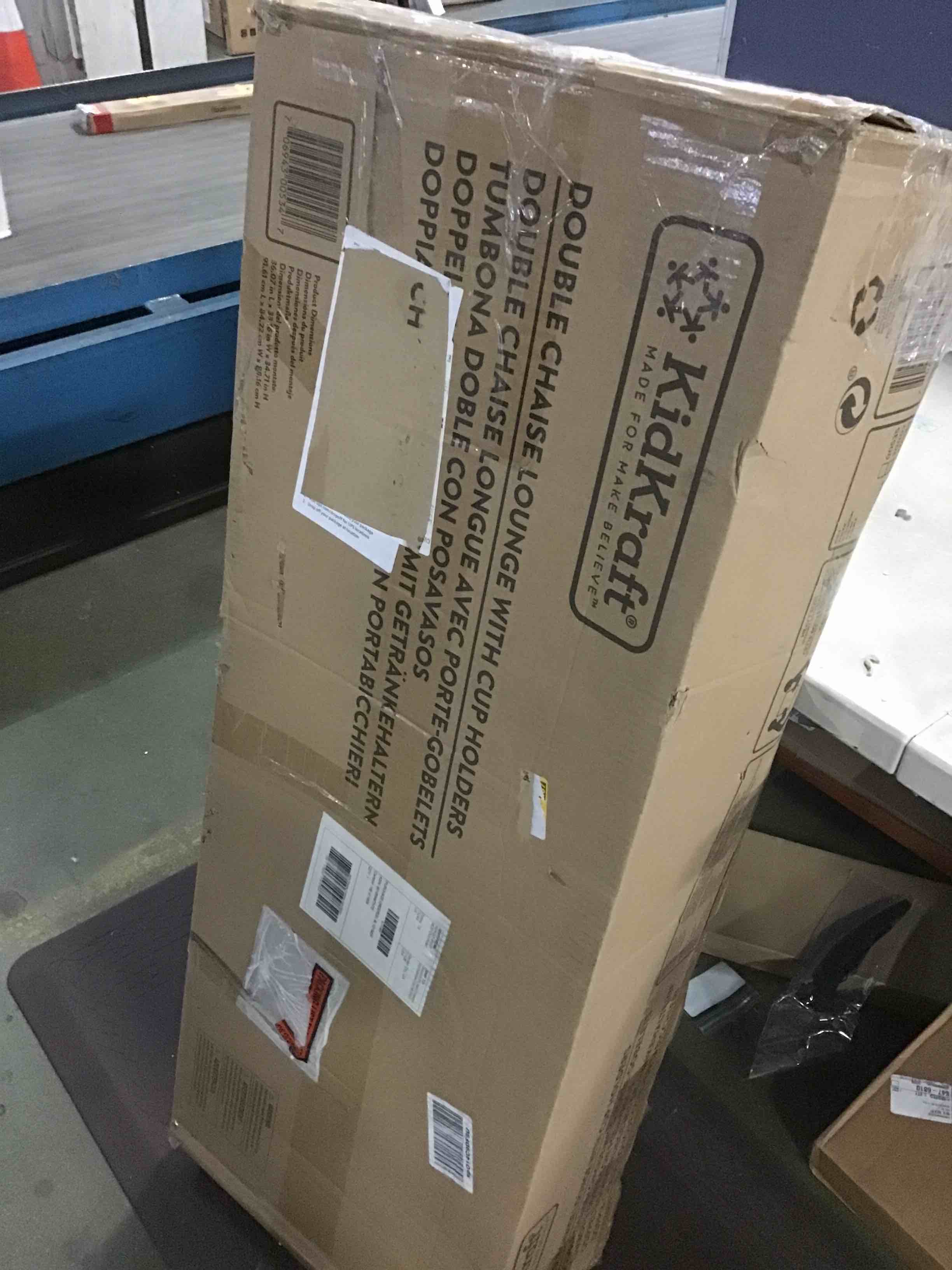 https://s3.amazonaws.com/lotting-images-prod/bidfta/BLU5560800_1697805847934.jpeg