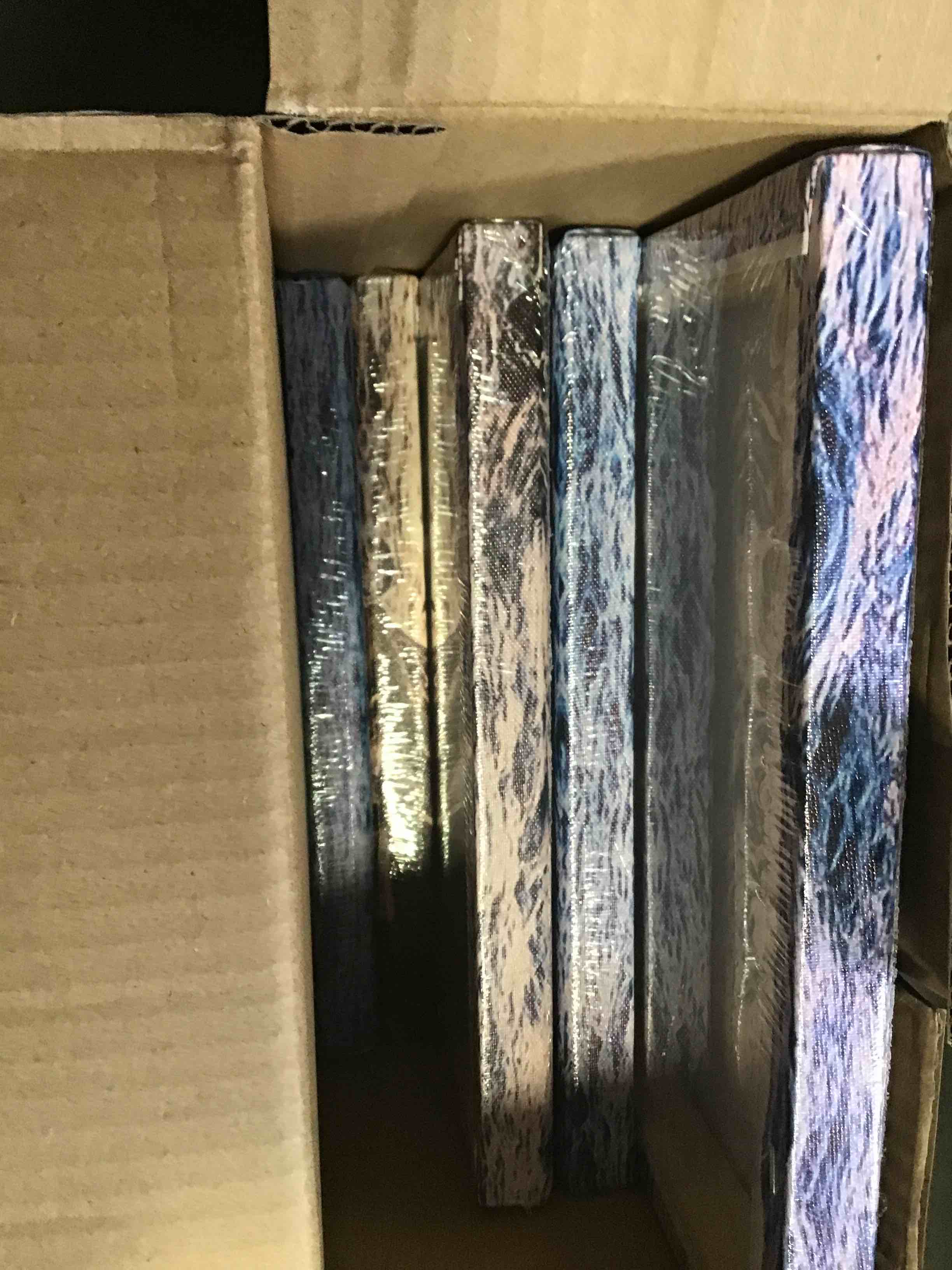 https://s3.amazonaws.com/lotting-images-prod/bidfta/BLU5561776_1697822528767.jpeg
