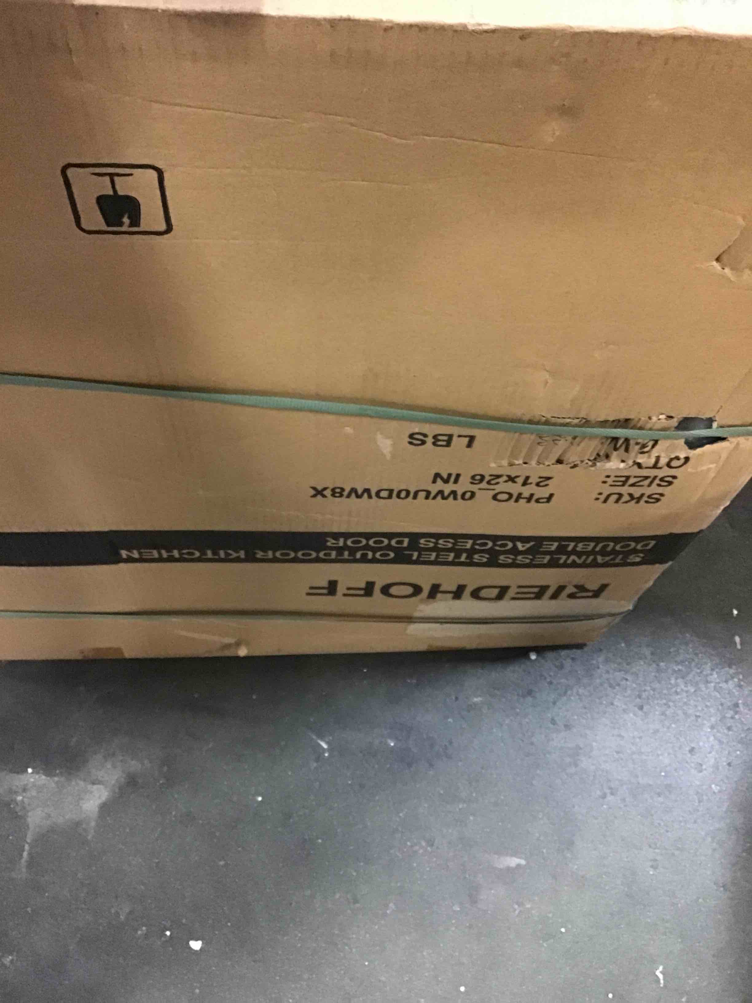 https://s3.amazonaws.com/lotting-images-prod/bidfta/BLU5562137_1698153257221.jpeg