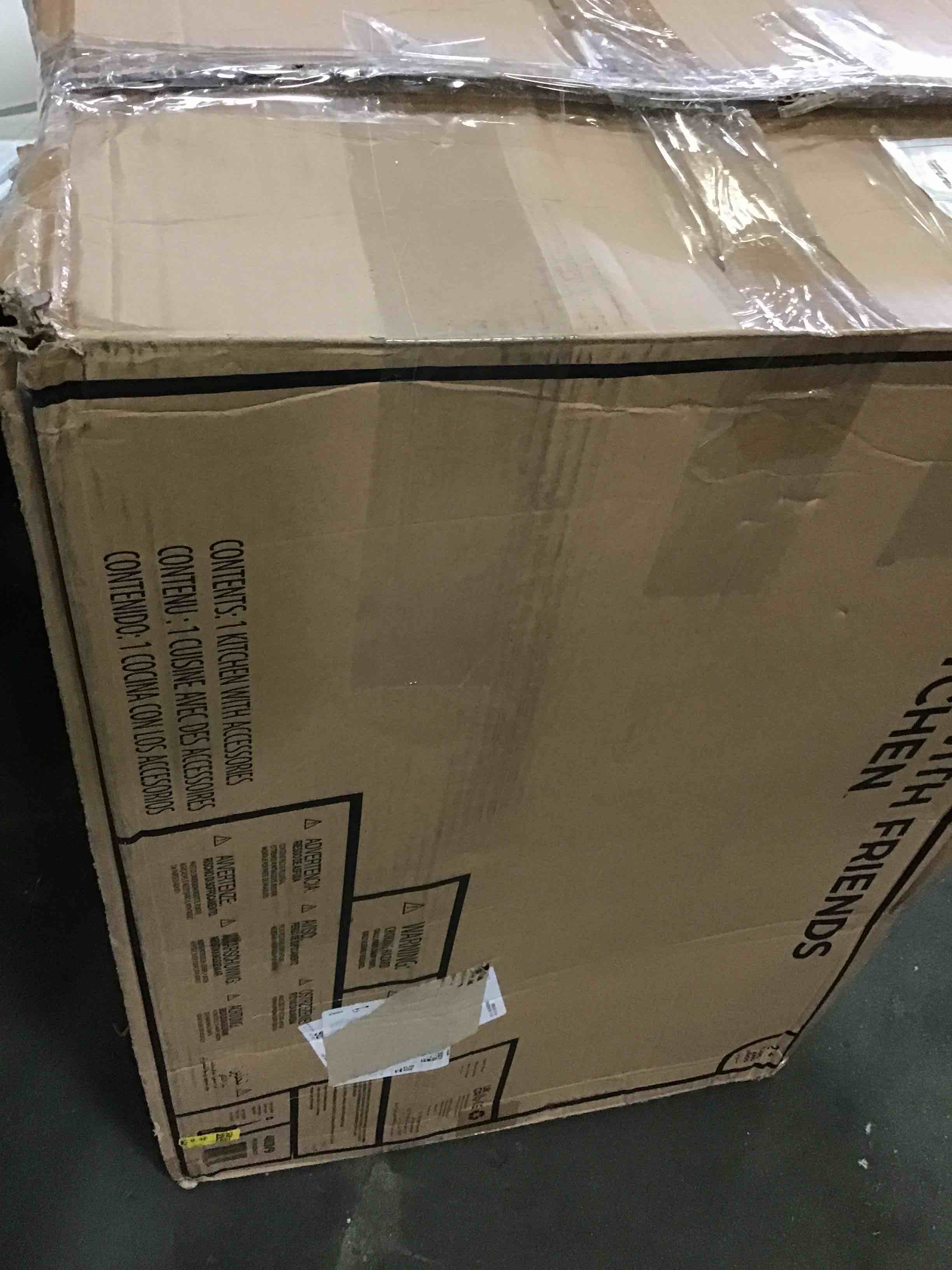 https://s3.amazonaws.com/lotting-images-prod/bidfta/BLU5562278_1698170201064.jpeg