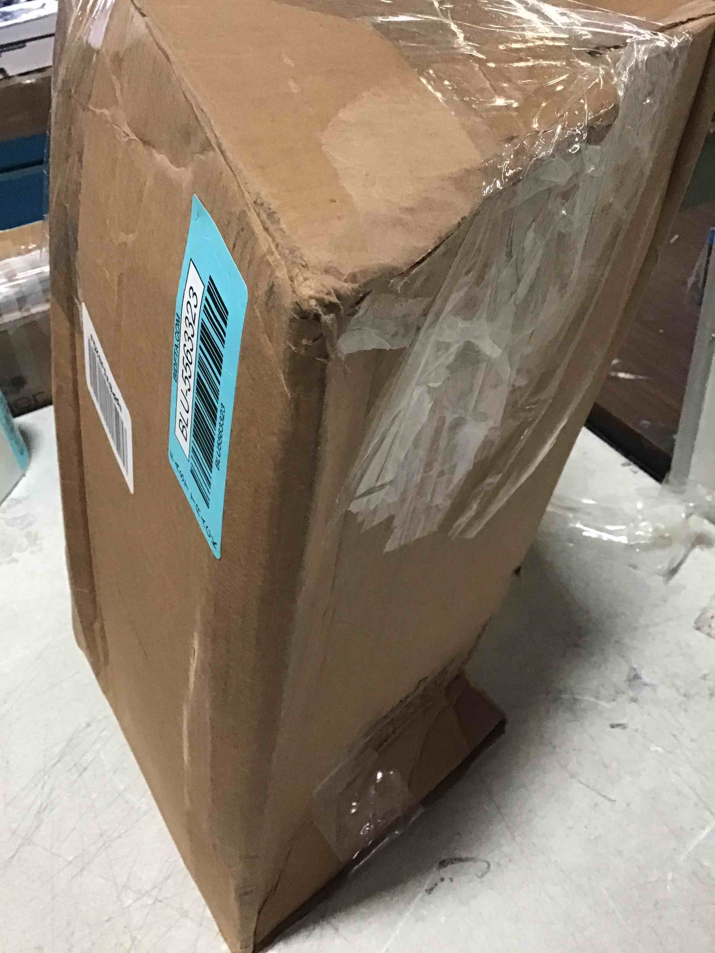 https://s3.amazonaws.com/lotting-images-prod/bidfta/BLU5563323_1699634085492.jpeg