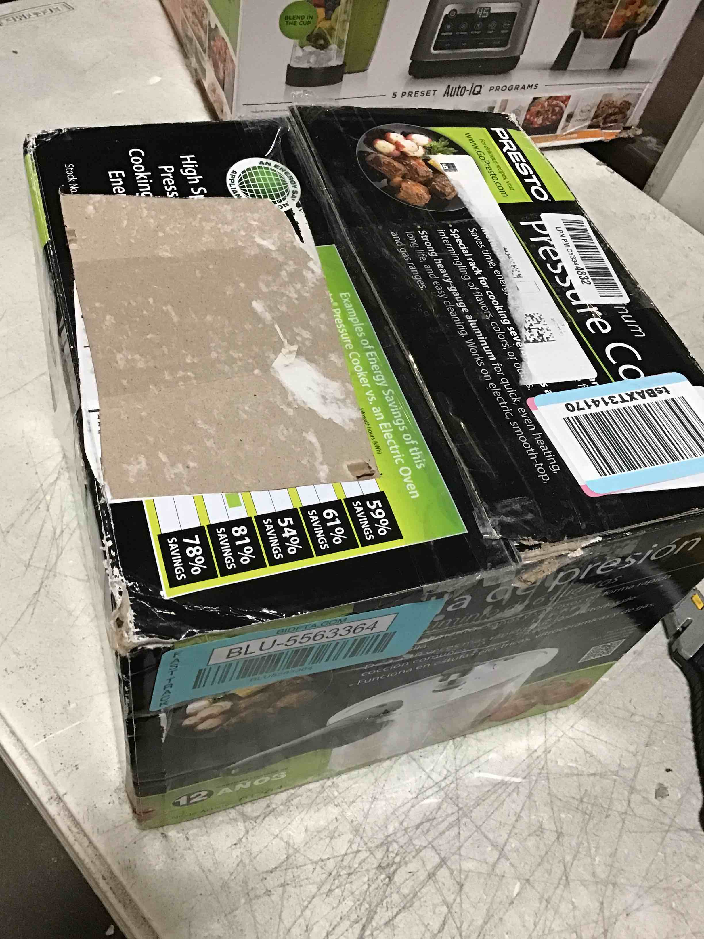 https://s3.amazonaws.com/lotting-images-prod/bidfta/BLU5563364_1699640464258.jpeg