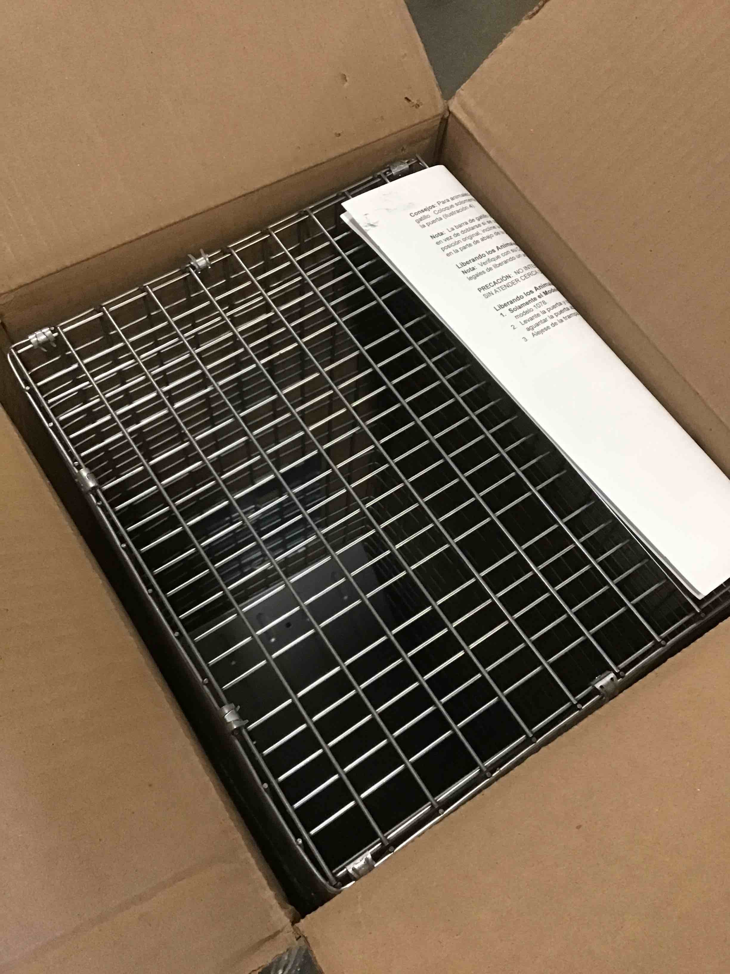 https://s3.amazonaws.com/lotting-images-prod/bidfta/BLU5563808_1699987390912.jpeg