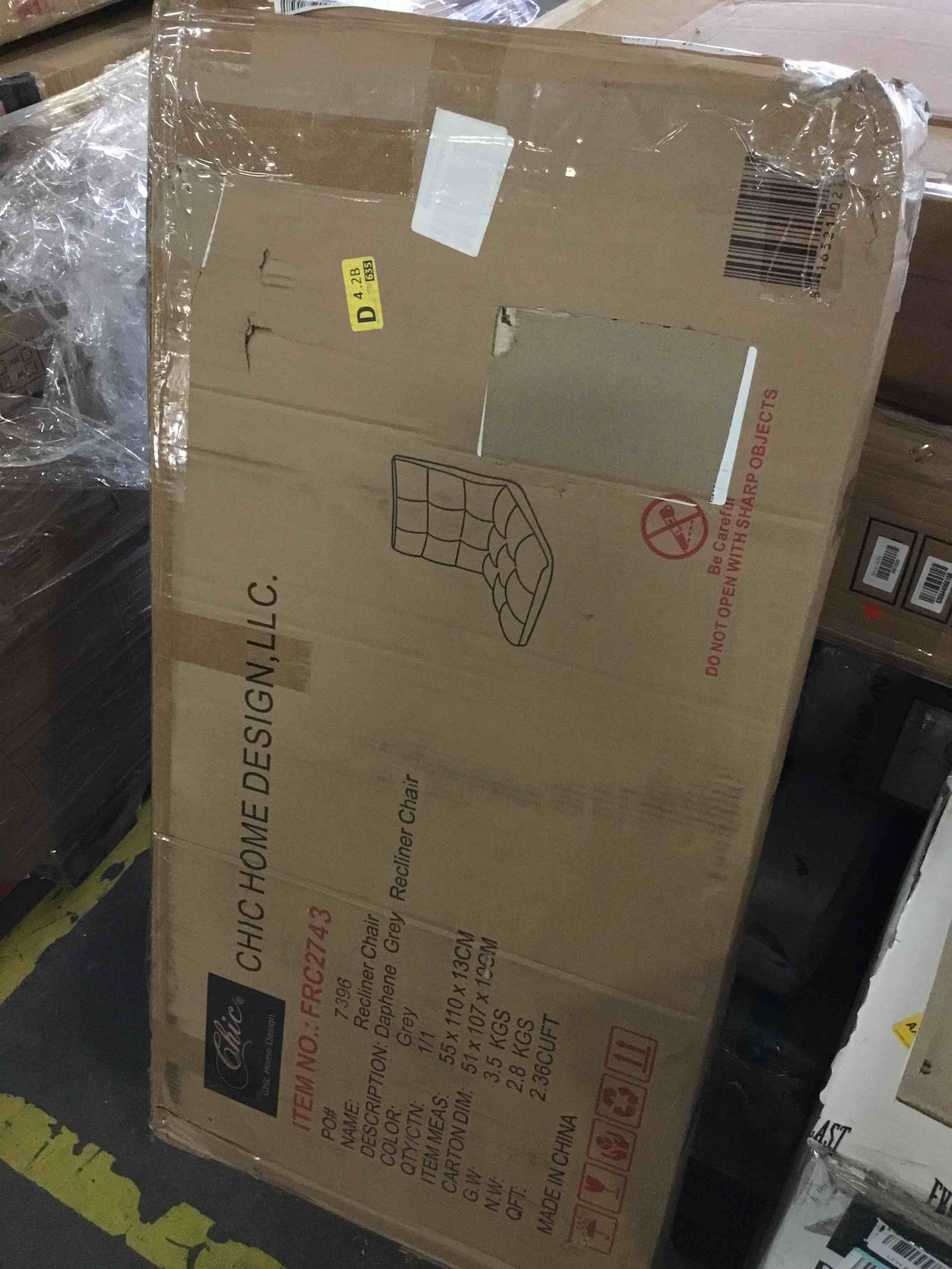 https://s3.amazonaws.com/lotting-images-prod/bidfta/BLU5564034_1702570972411.jpeg