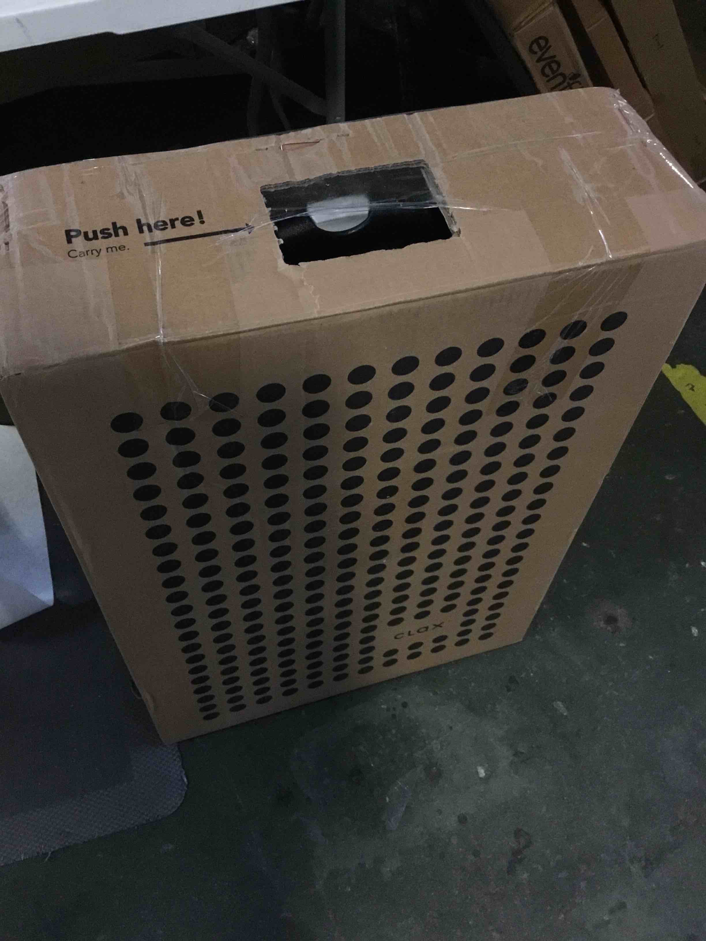 https://s3.amazonaws.com/lotting-images-prod/bidfta/BLU5564212_1702649499025.jpeg