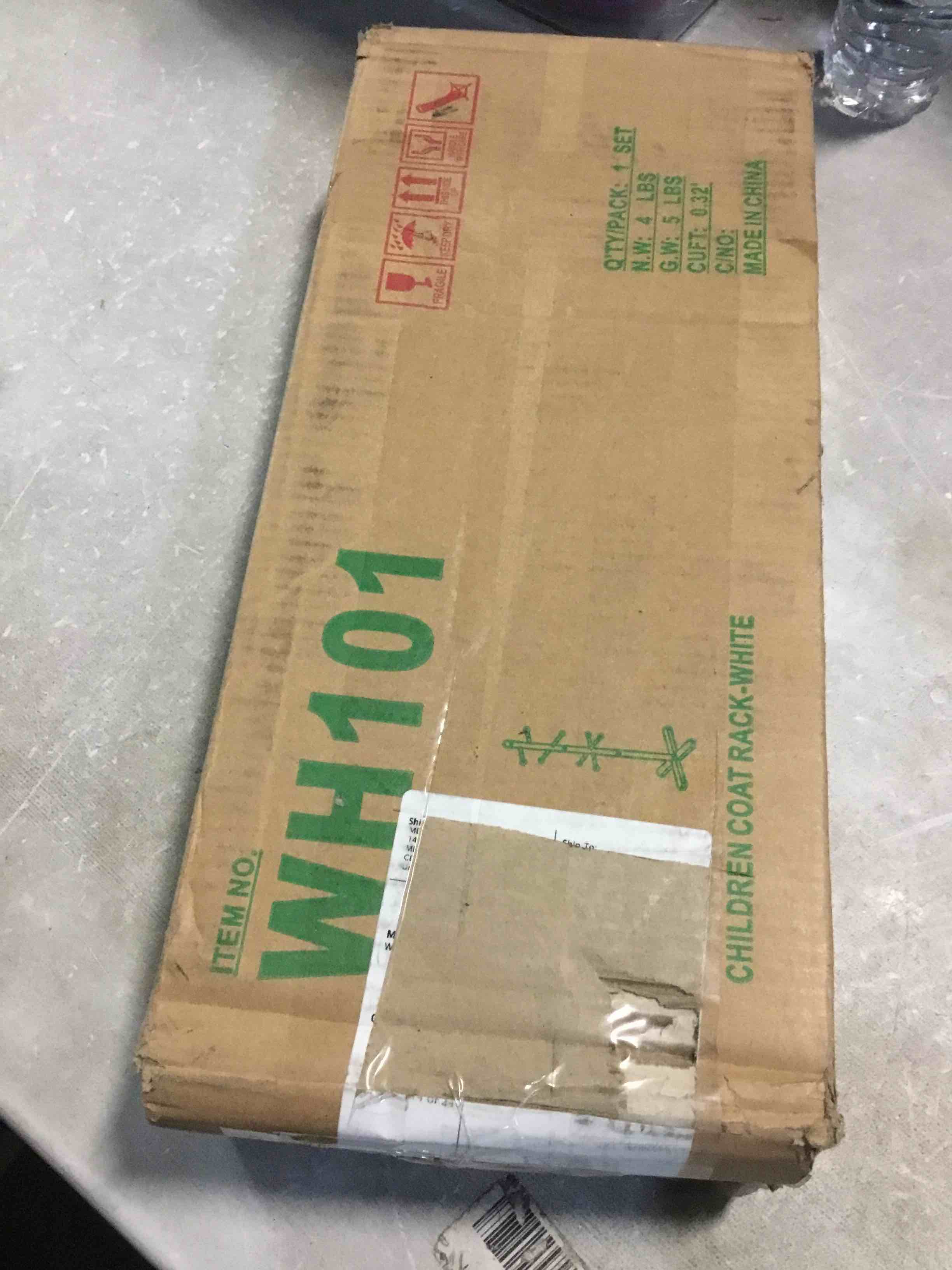 https://s3.amazonaws.com/lotting-images-prod/bidfta/BLU5564314_1702906461397.jpeg