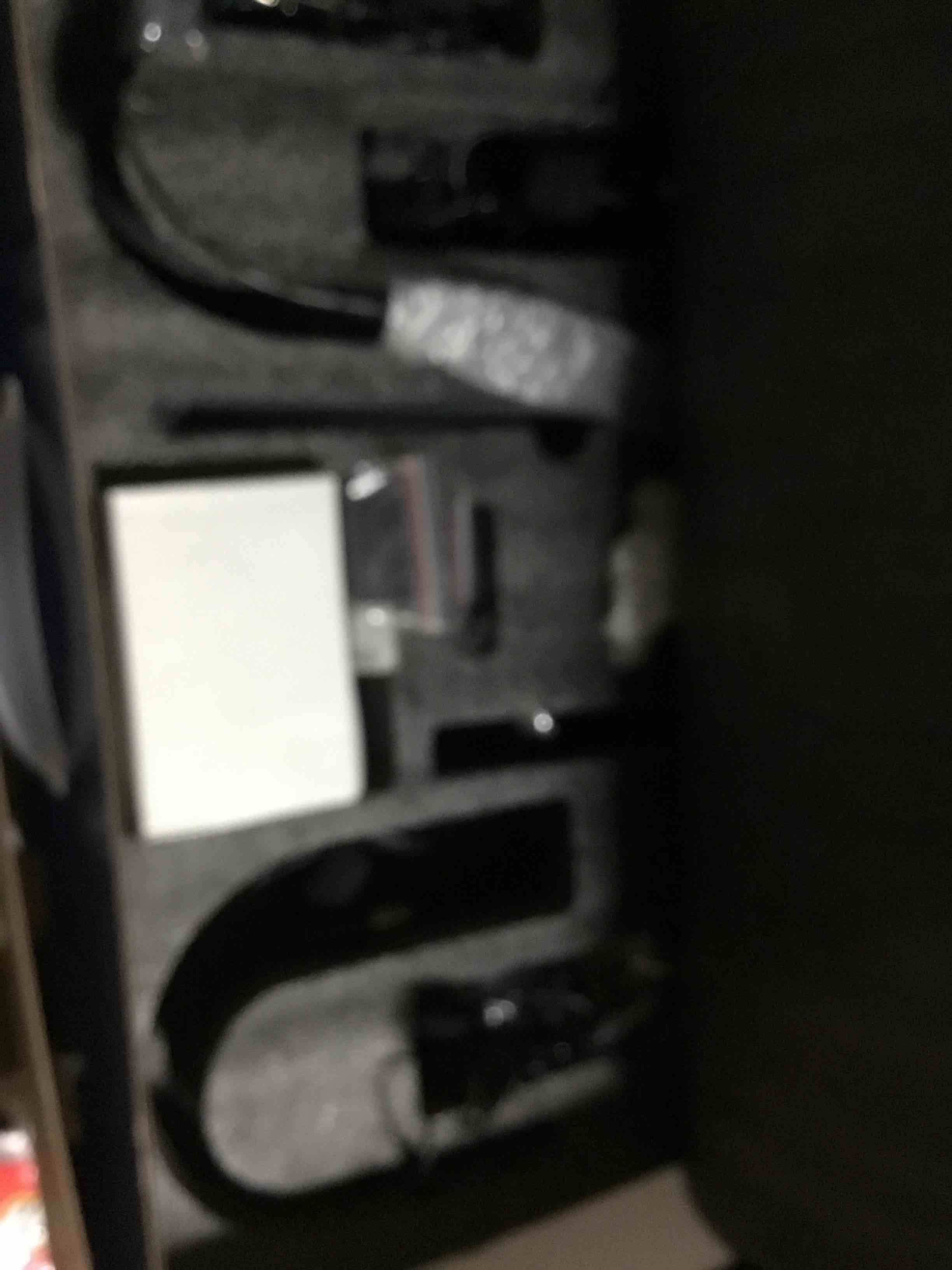 https://s3.amazonaws.com/lotting-images-prod/bidfta/BLU5564605_1703077777658.jpeg