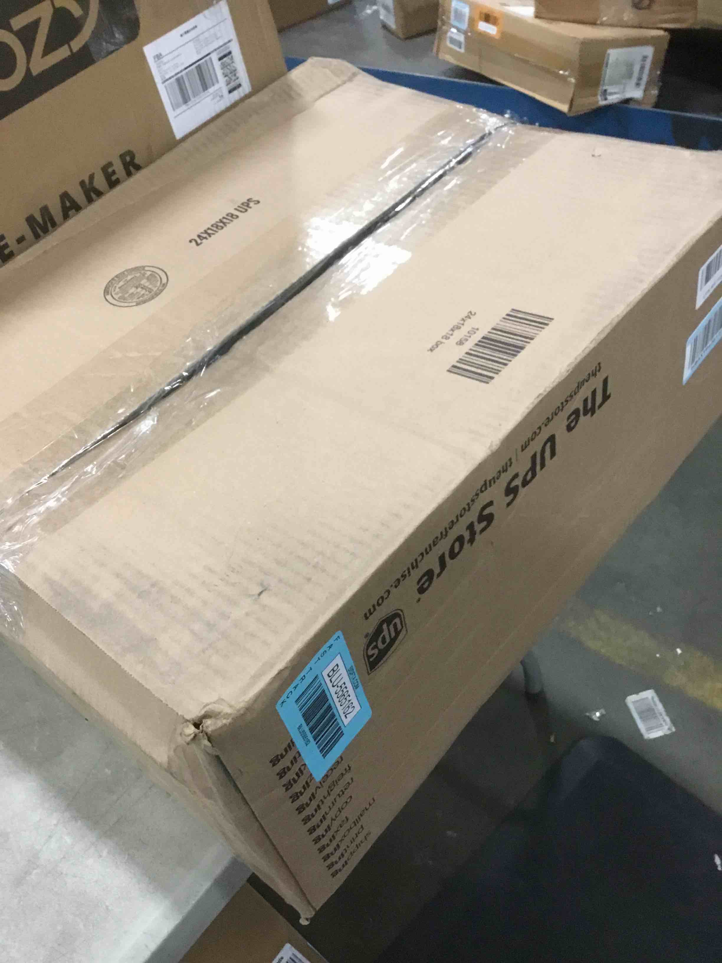 https://s3.amazonaws.com/lotting-images-prod/bidfta/BLU5565162_1704379193815.jpeg