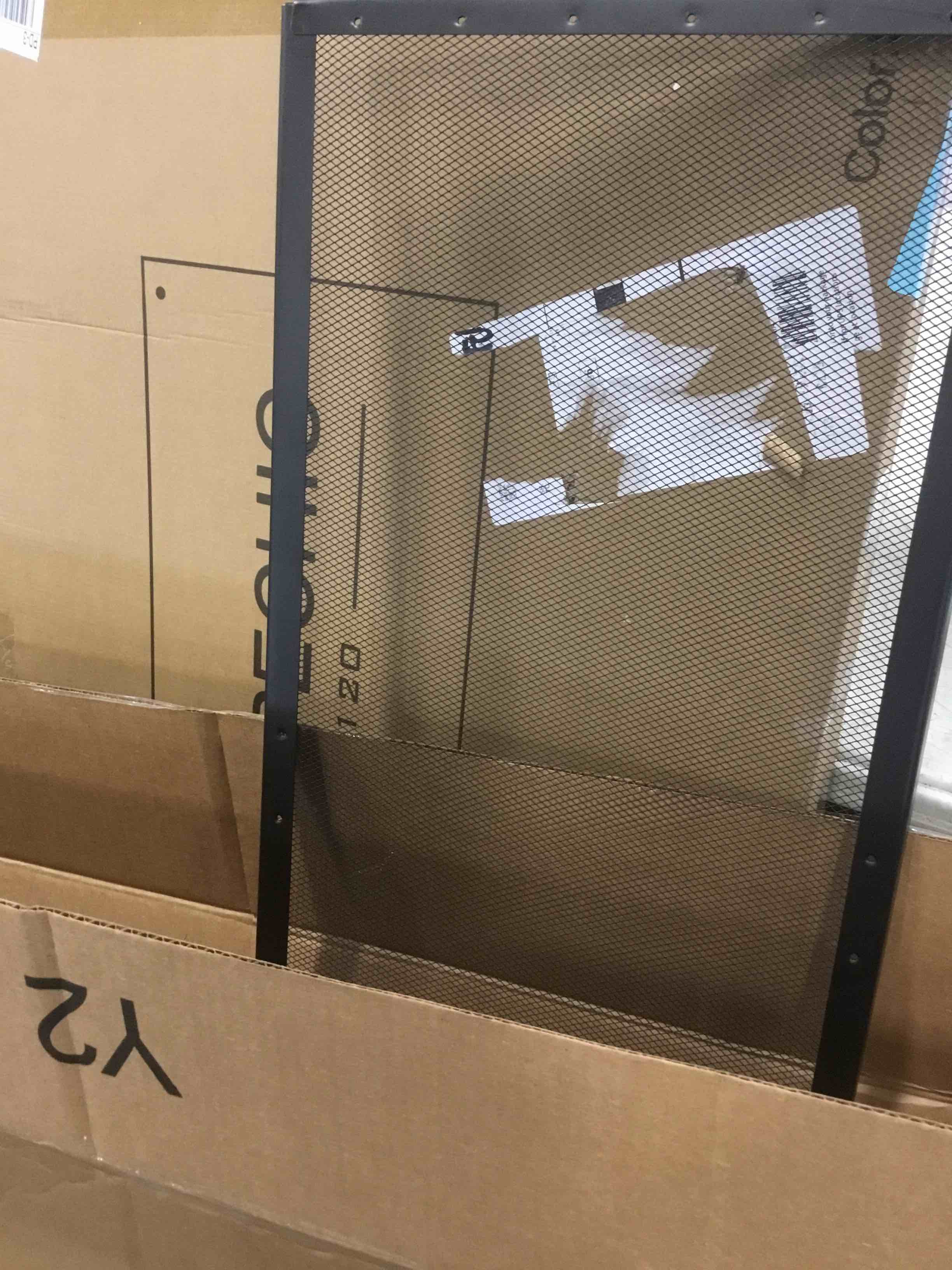 https://s3.amazonaws.com/lotting-images-prod/bidfta/BLU5565384_1704469104913.jpeg
