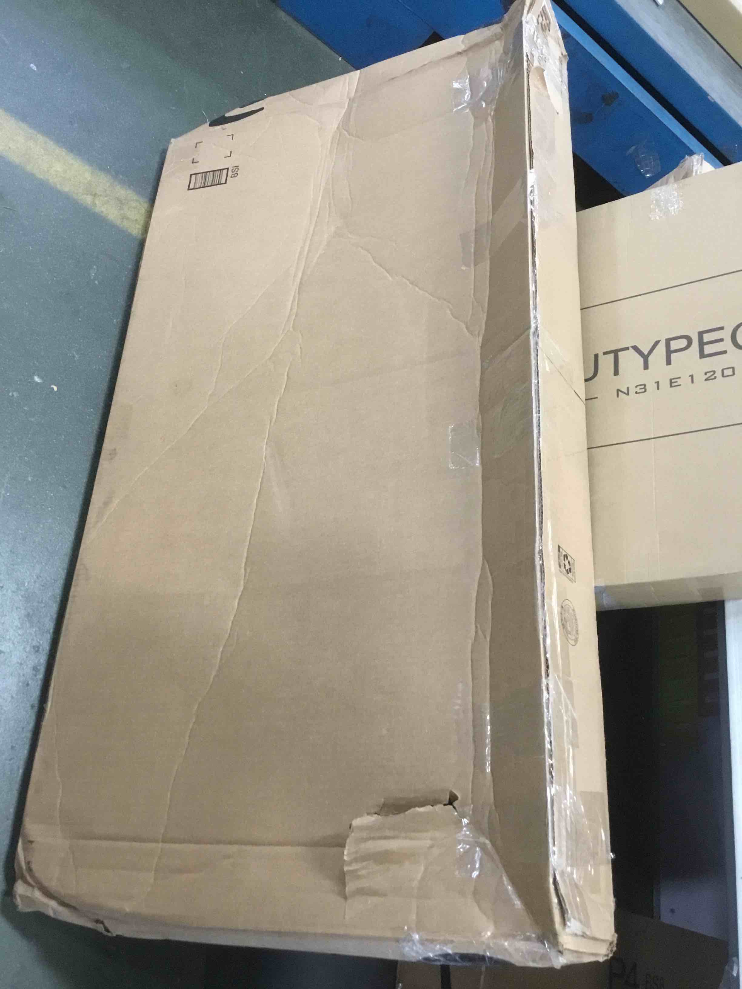 https://s3.amazonaws.com/lotting-images-prod/bidfta/BLU5565384_1704469171433.jpeg