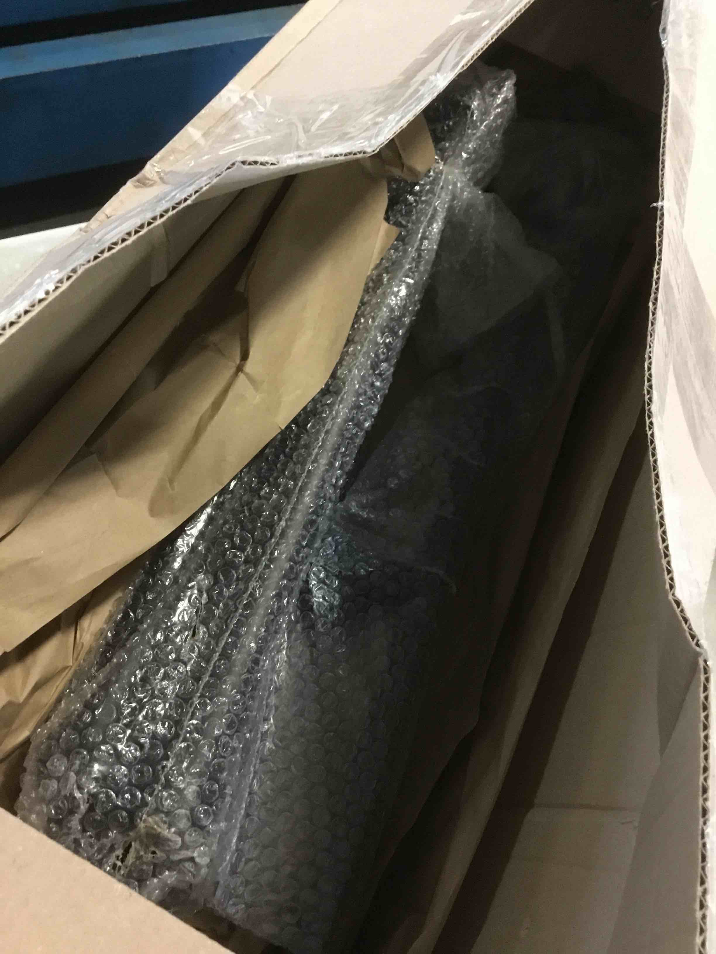 https://s3.amazonaws.com/lotting-images-prod/bidfta/BLU5565515_1702668173982.jpeg