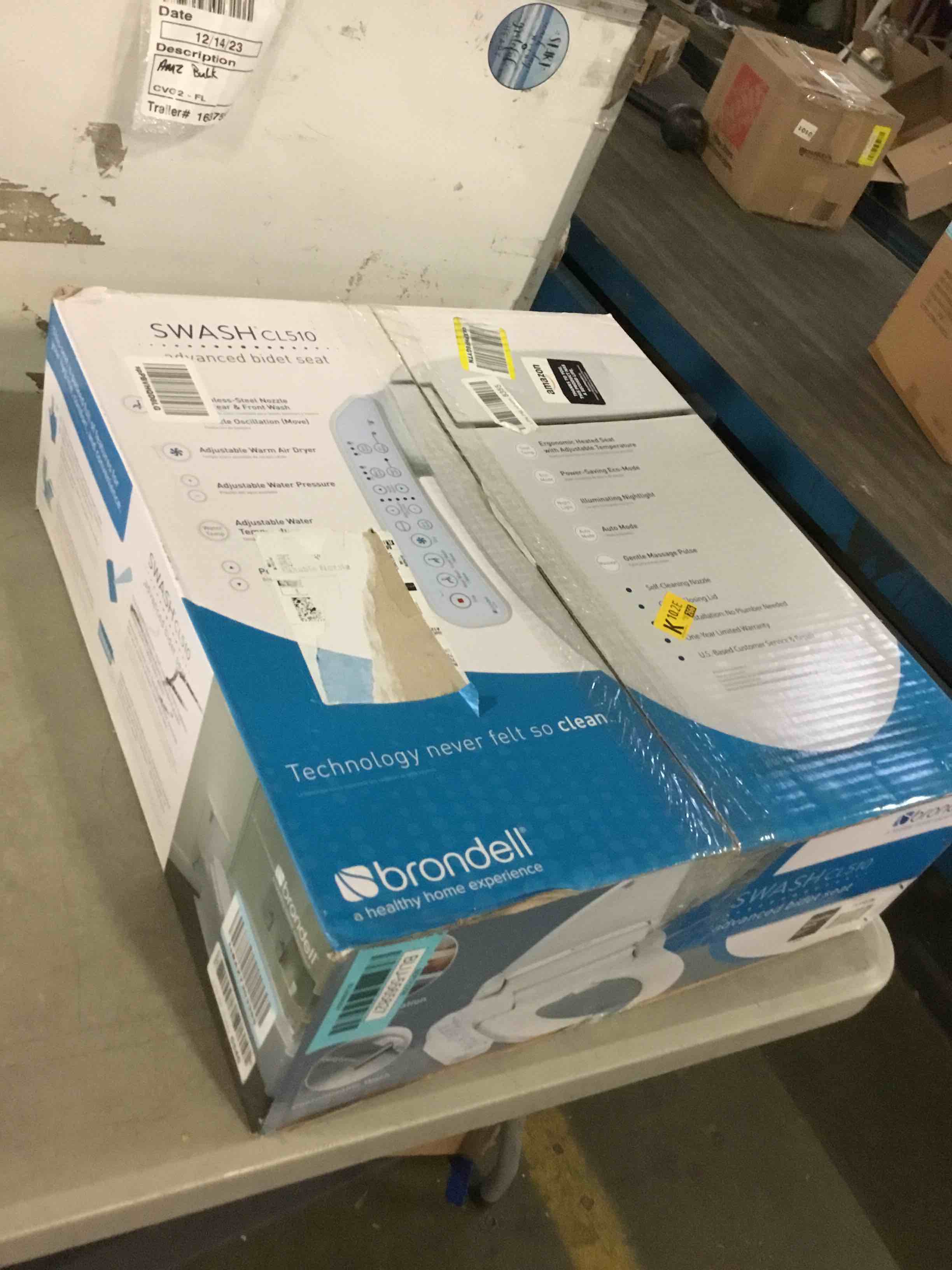 https://s3.amazonaws.com/lotting-images-prod/bidfta/BLU5565827_1702908535099.jpeg