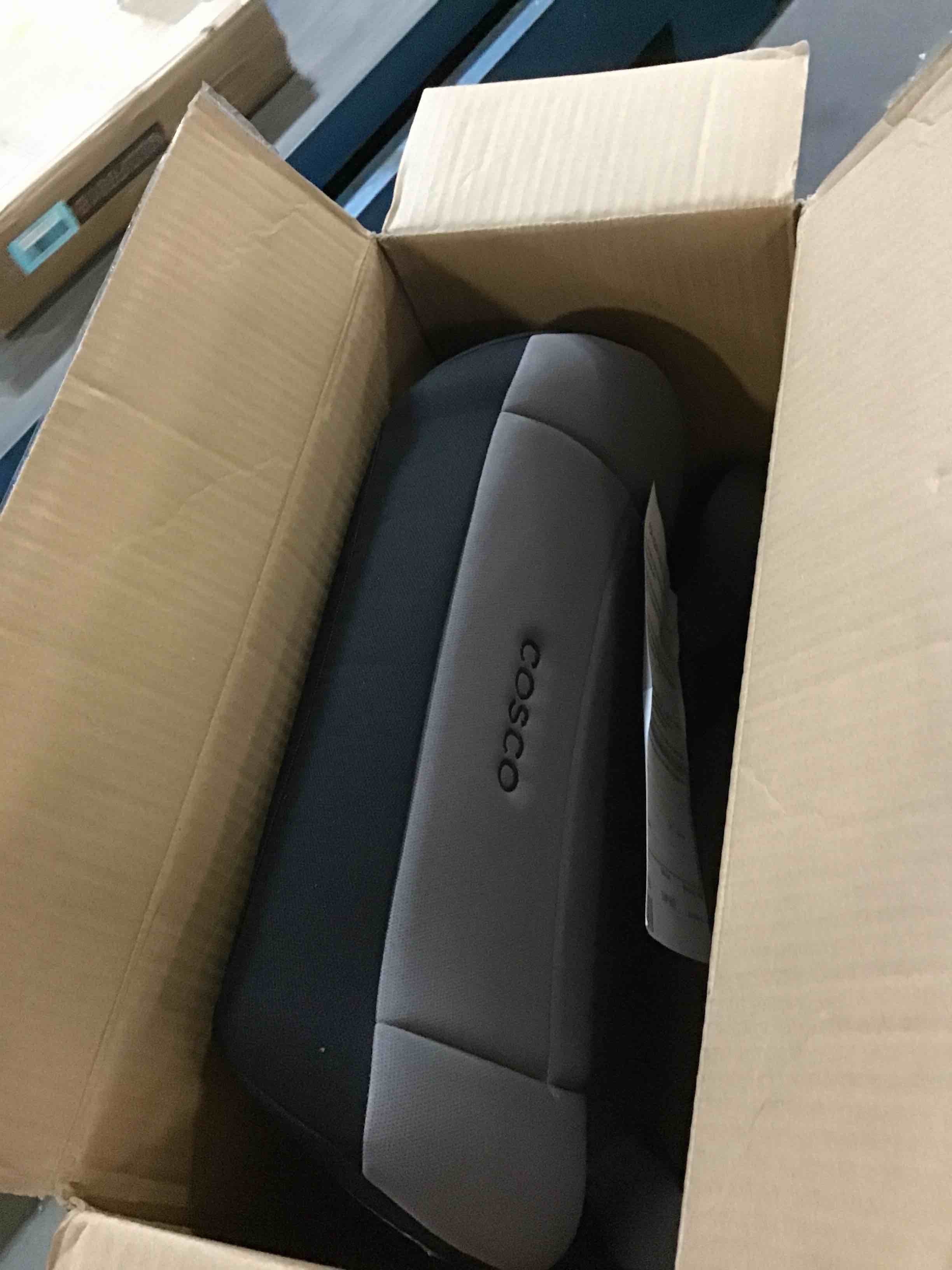 https://s3.amazonaws.com/lotting-images-prod/bidfta/BLU5566784_1703191336231.jpeg