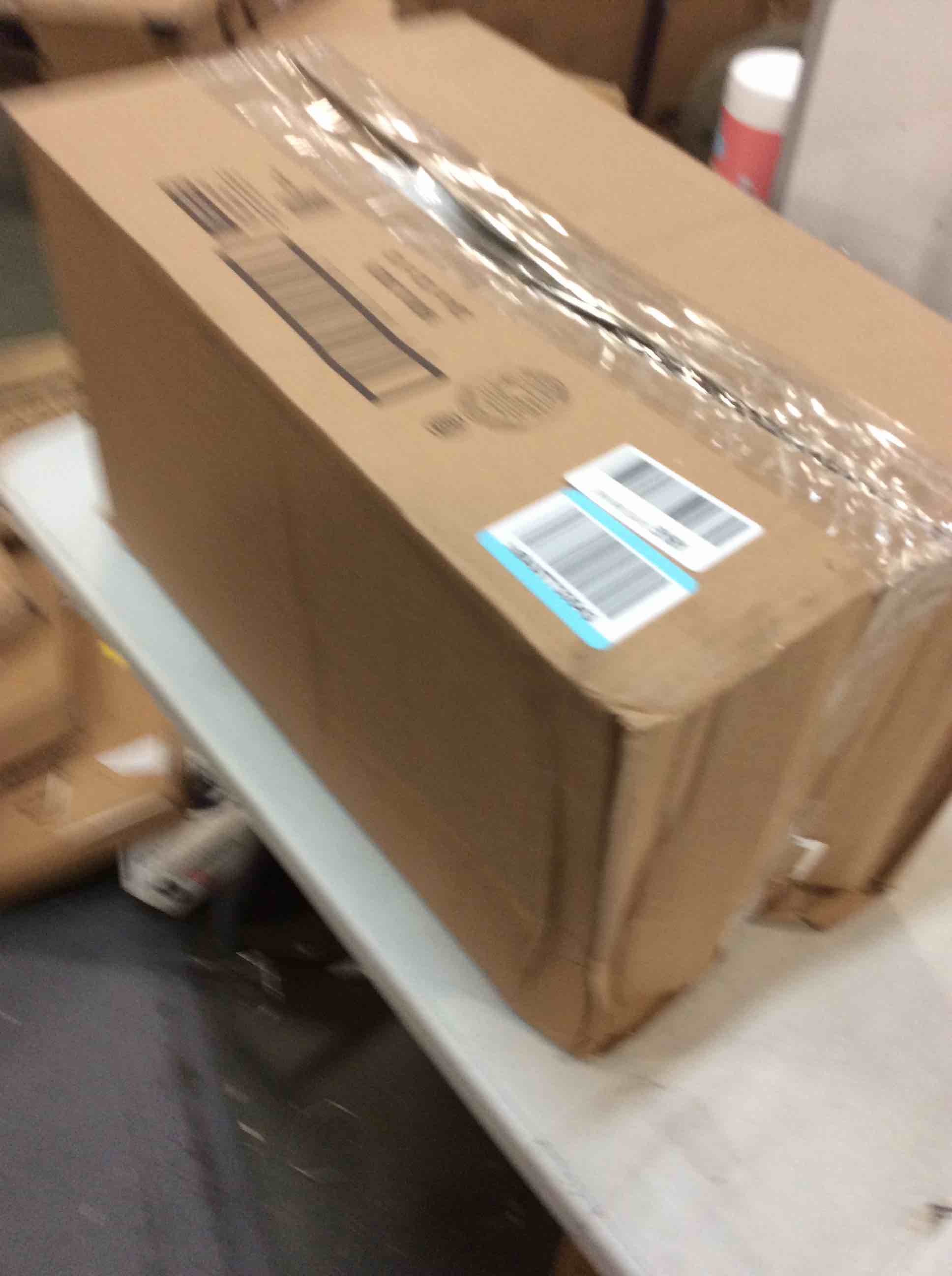 https://s3.amazonaws.com/lotting-images-prod/bidfta/BLU5568268_1705609616938.jpeg