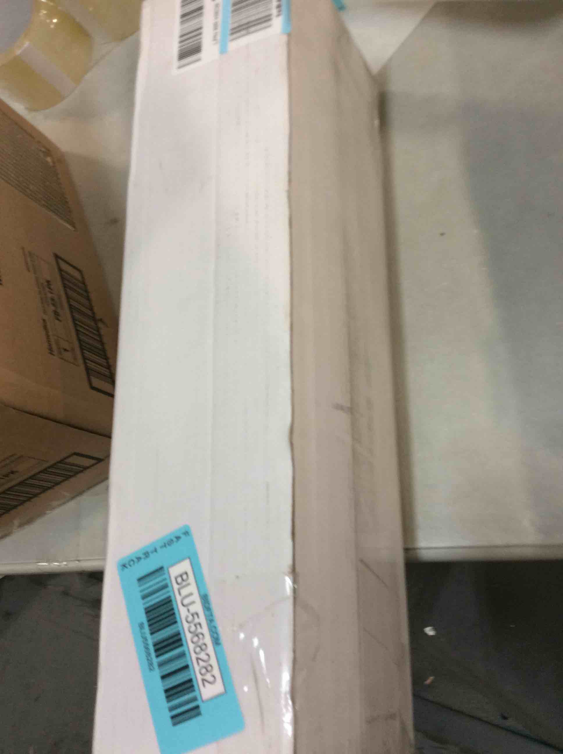 https://s3.amazonaws.com/lotting-images-prod/bidfta/BLU5568282_1705610953717.jpeg