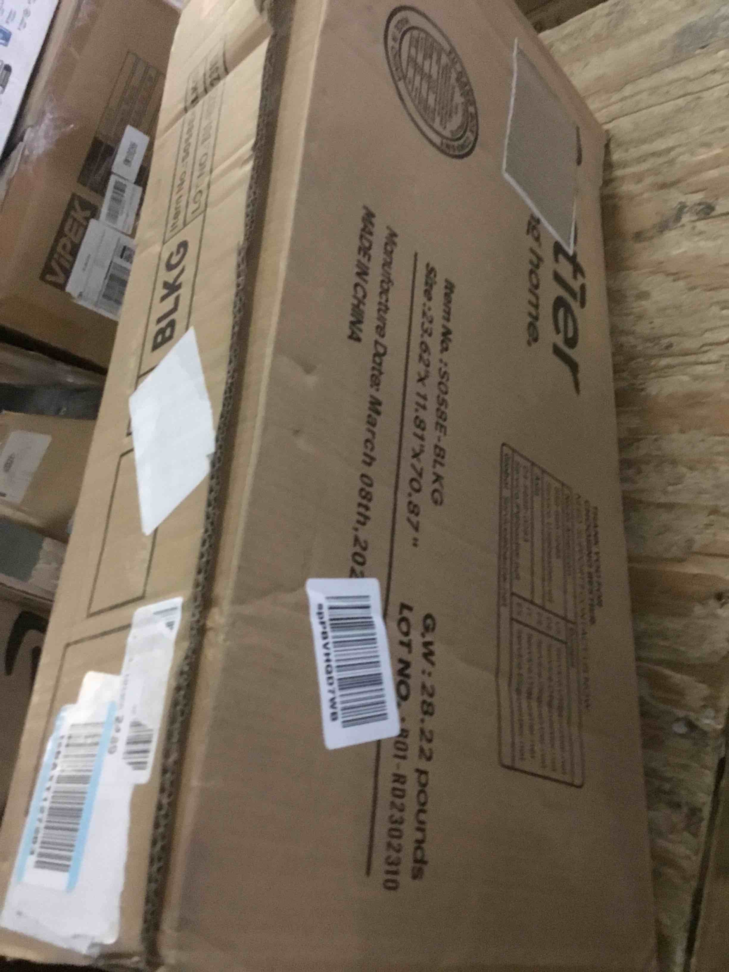 https://s3.amazonaws.com/lotting-images-prod/bidfta/BLU5568533_1702924489913.jpeg