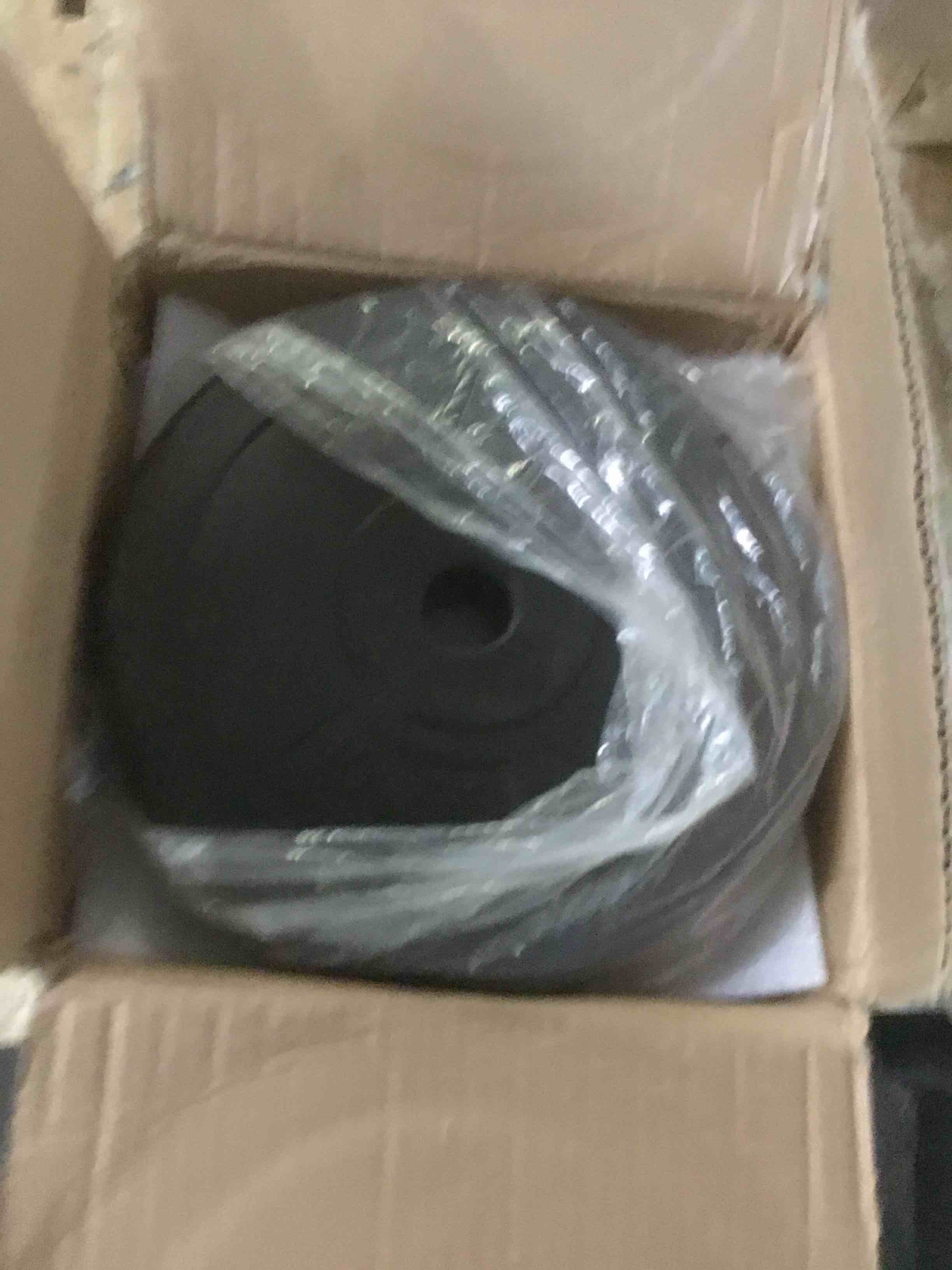 https://s3.amazonaws.com/lotting-images-prod/bidfta/BLU5568921_1703087940744.jpeg
