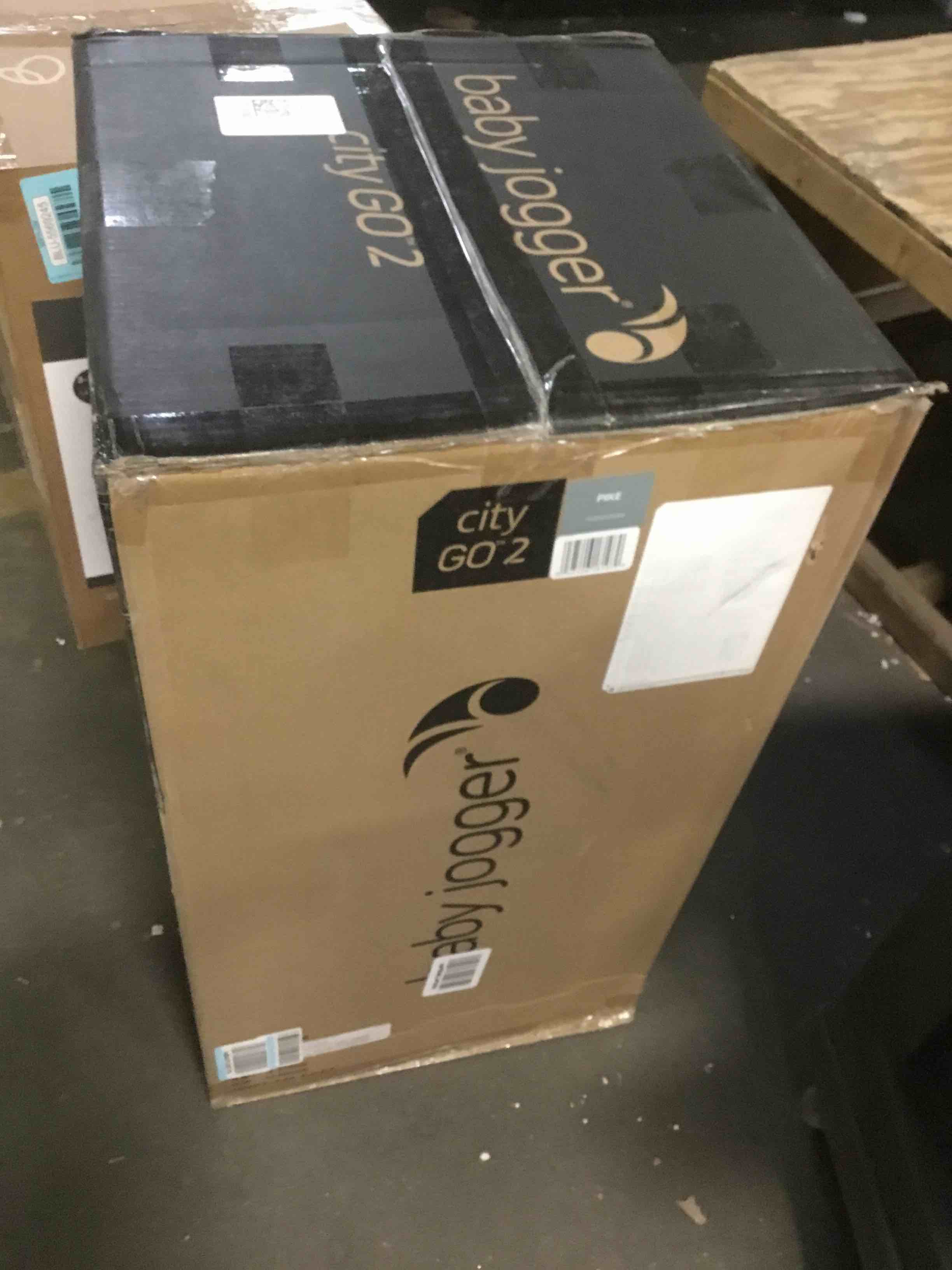 https://s3.amazonaws.com/lotting-images-prod/bidfta/BLU5569246_1703187452583.jpeg