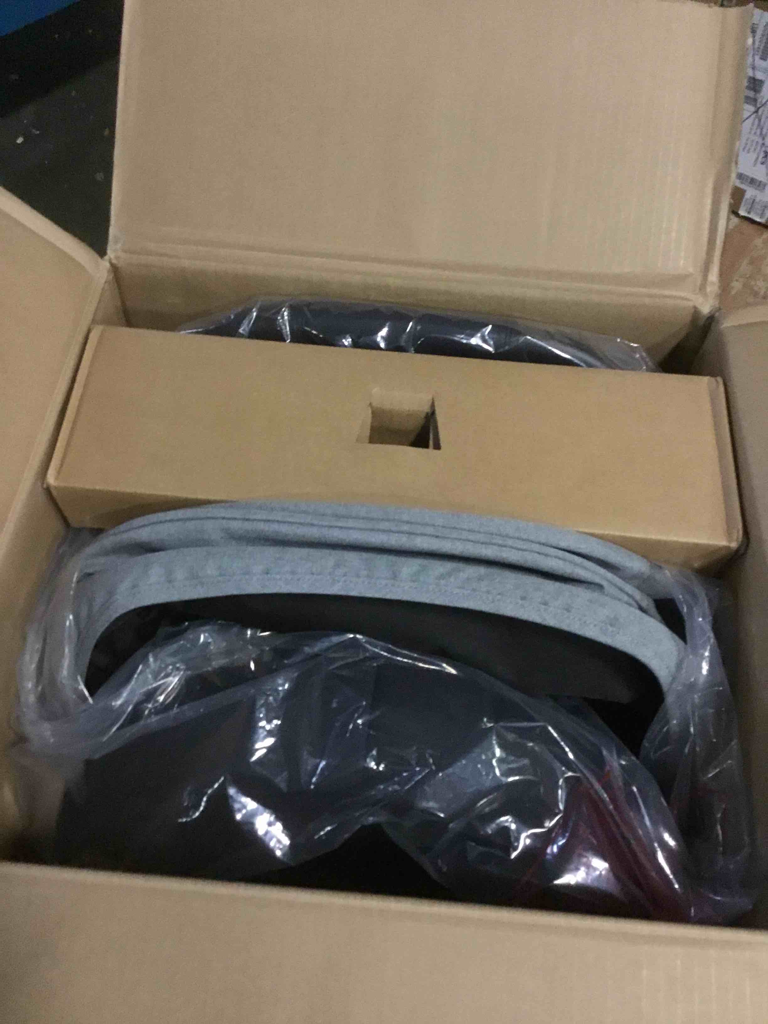 https://s3.amazonaws.com/lotting-images-prod/bidfta/BLU5569246_1703187503101.jpeg