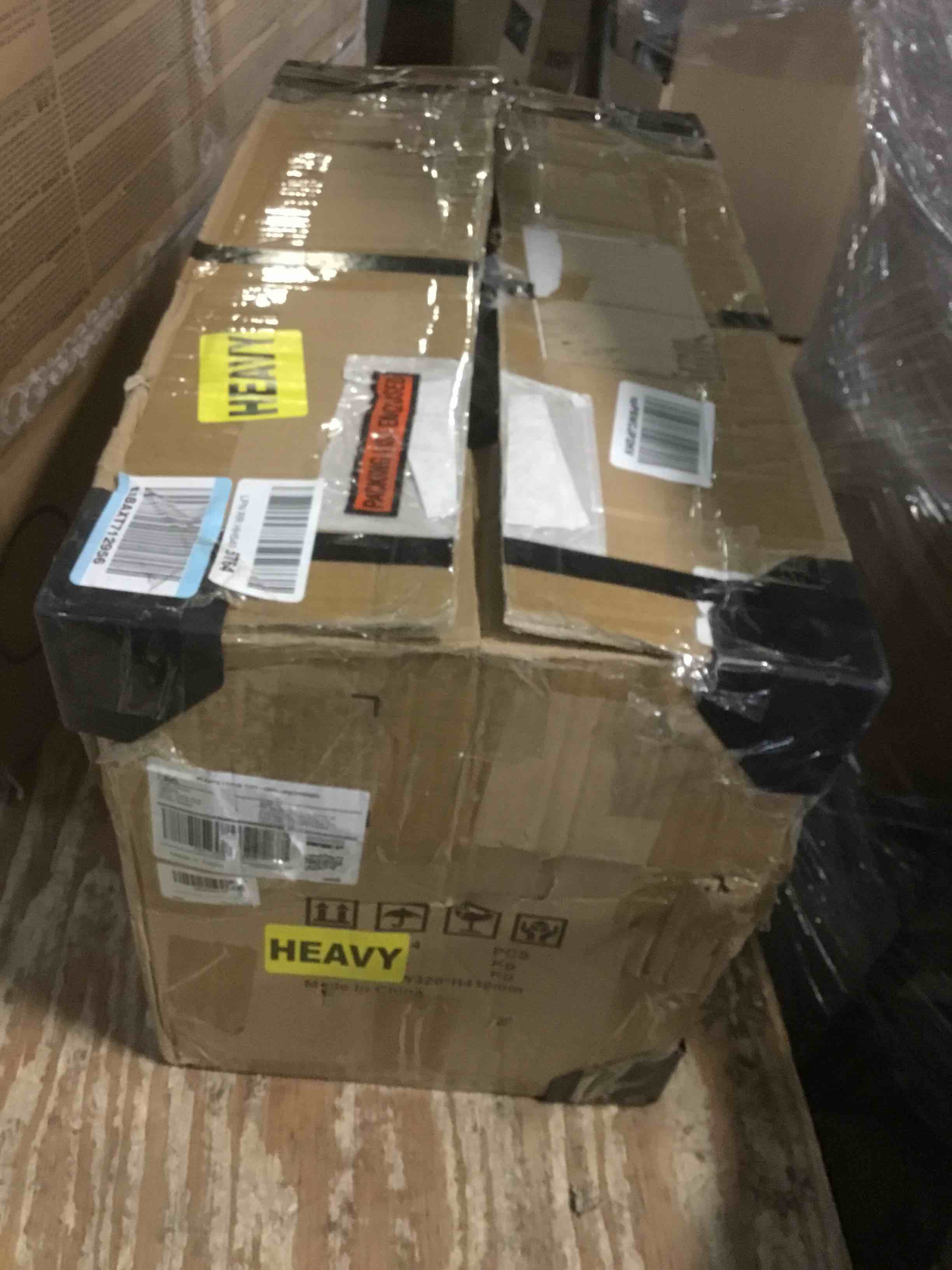 https://s3.amazonaws.com/lotting-images-prod/bidfta/BLU5569249_1703187888888.jpeg