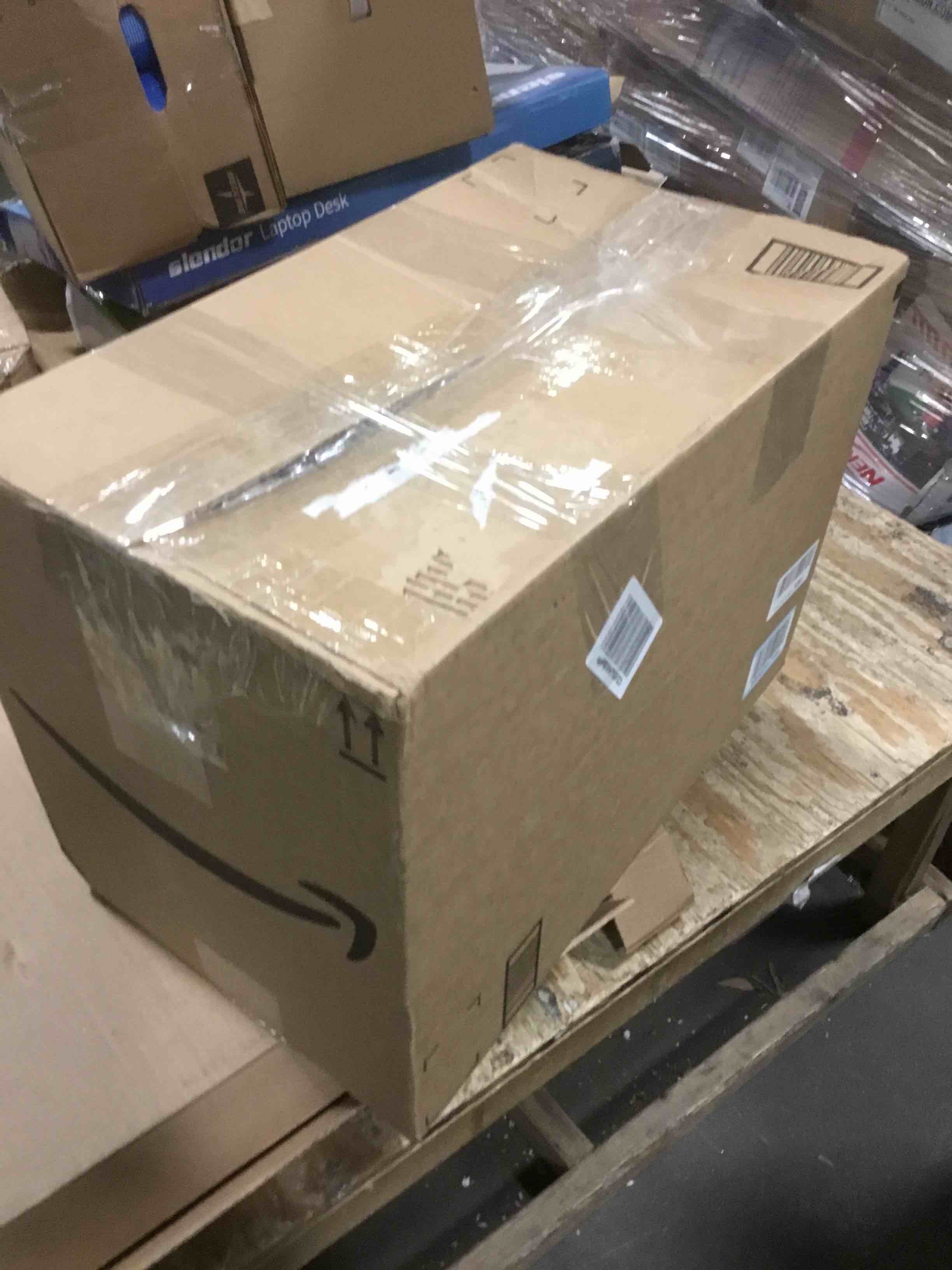 https://s3.amazonaws.com/lotting-images-prod/bidfta/BLU5569288_1703247420738.jpeg