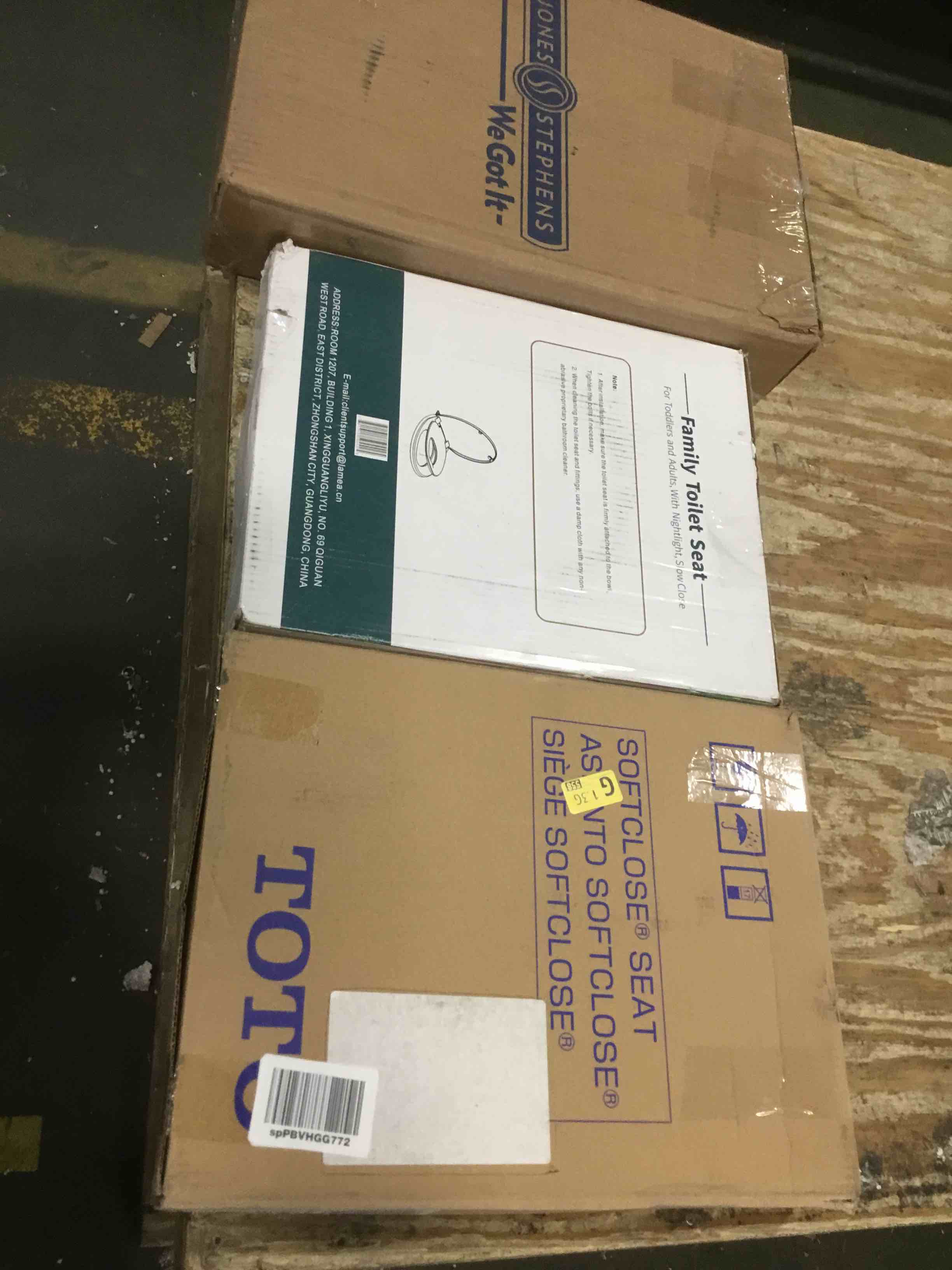 https://s3.amazonaws.com/lotting-images-prod/bidfta/BLU5569449_1703271109448.jpeg