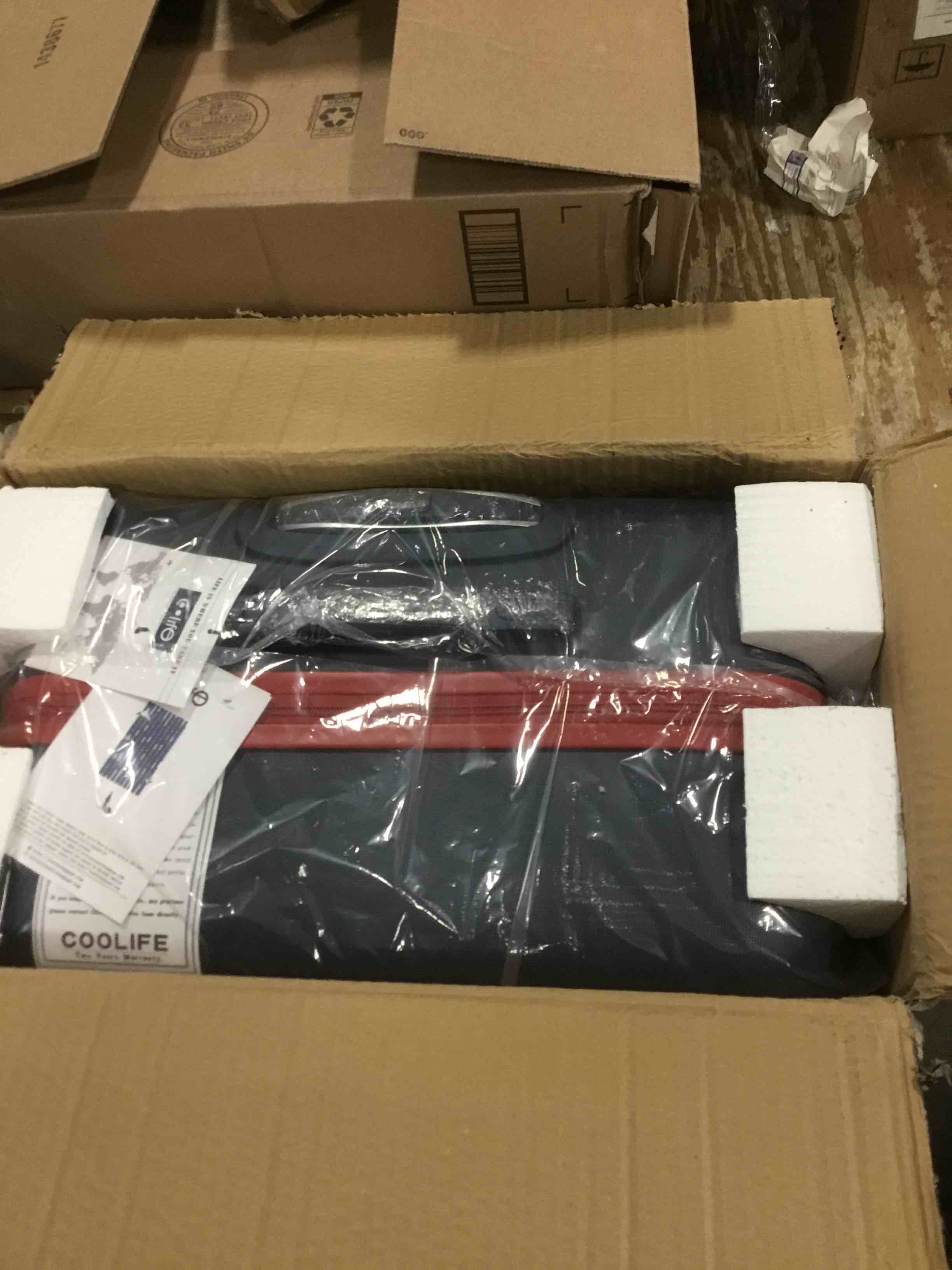 https://s3.amazonaws.com/lotting-images-prod/bidfta/BLU5569558_1703686723081.jpeg