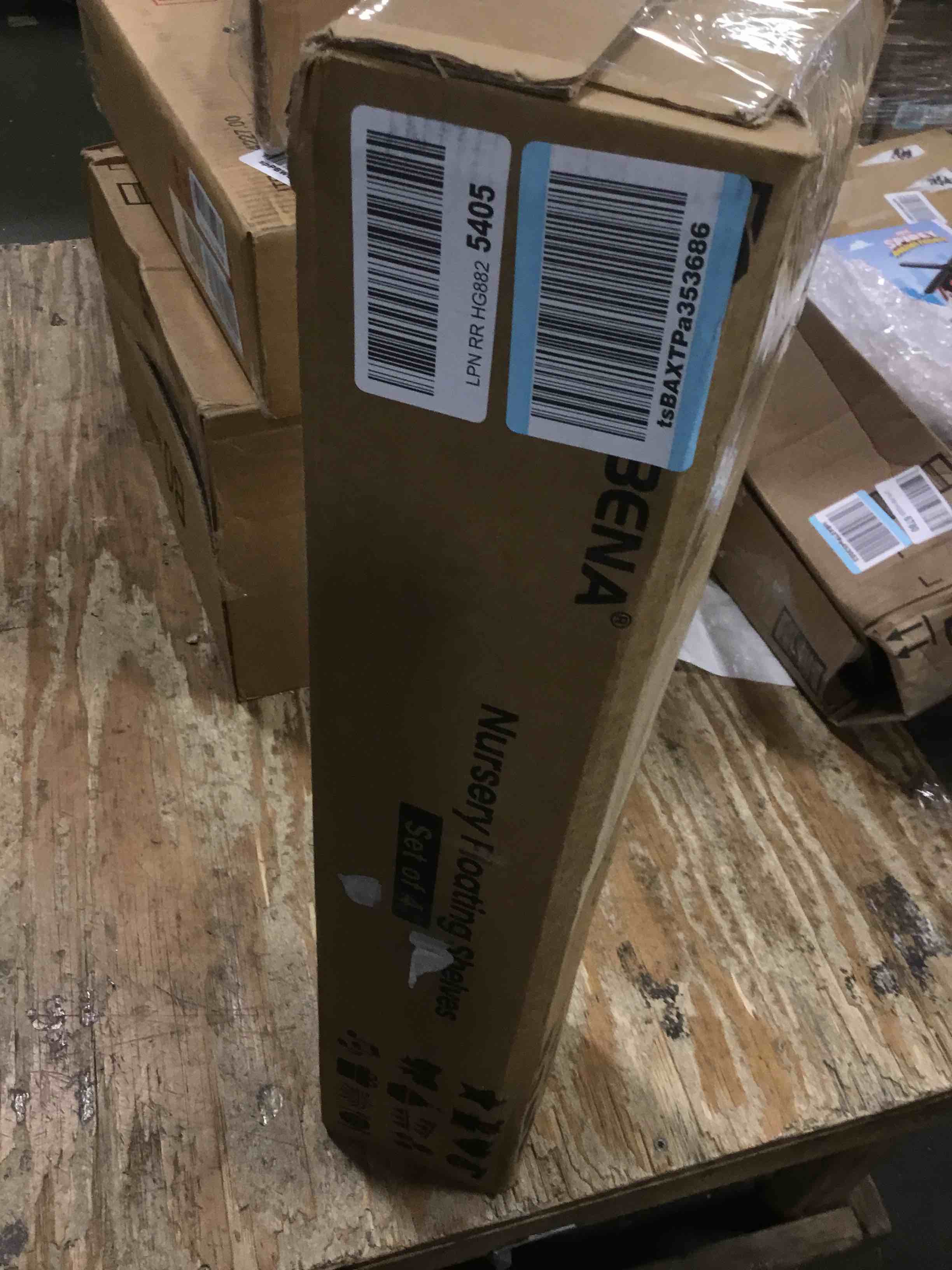 https://s3.amazonaws.com/lotting-images-prod/bidfta/BLU5569911_1703790739064.jpeg