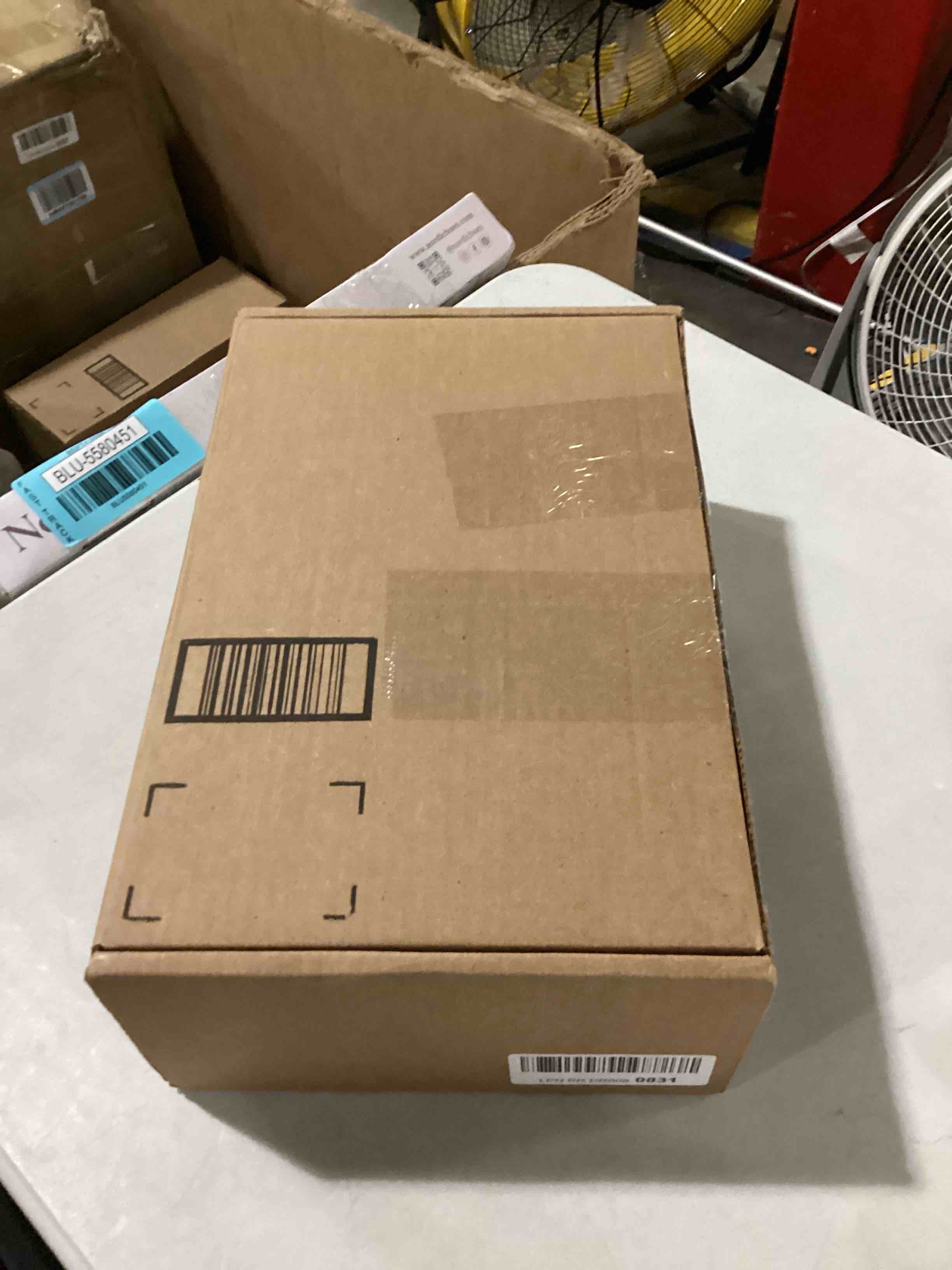 https://s3.amazonaws.com/lotting-images-prod/bidfta/BLU5580458_1726846241062.jpeg
