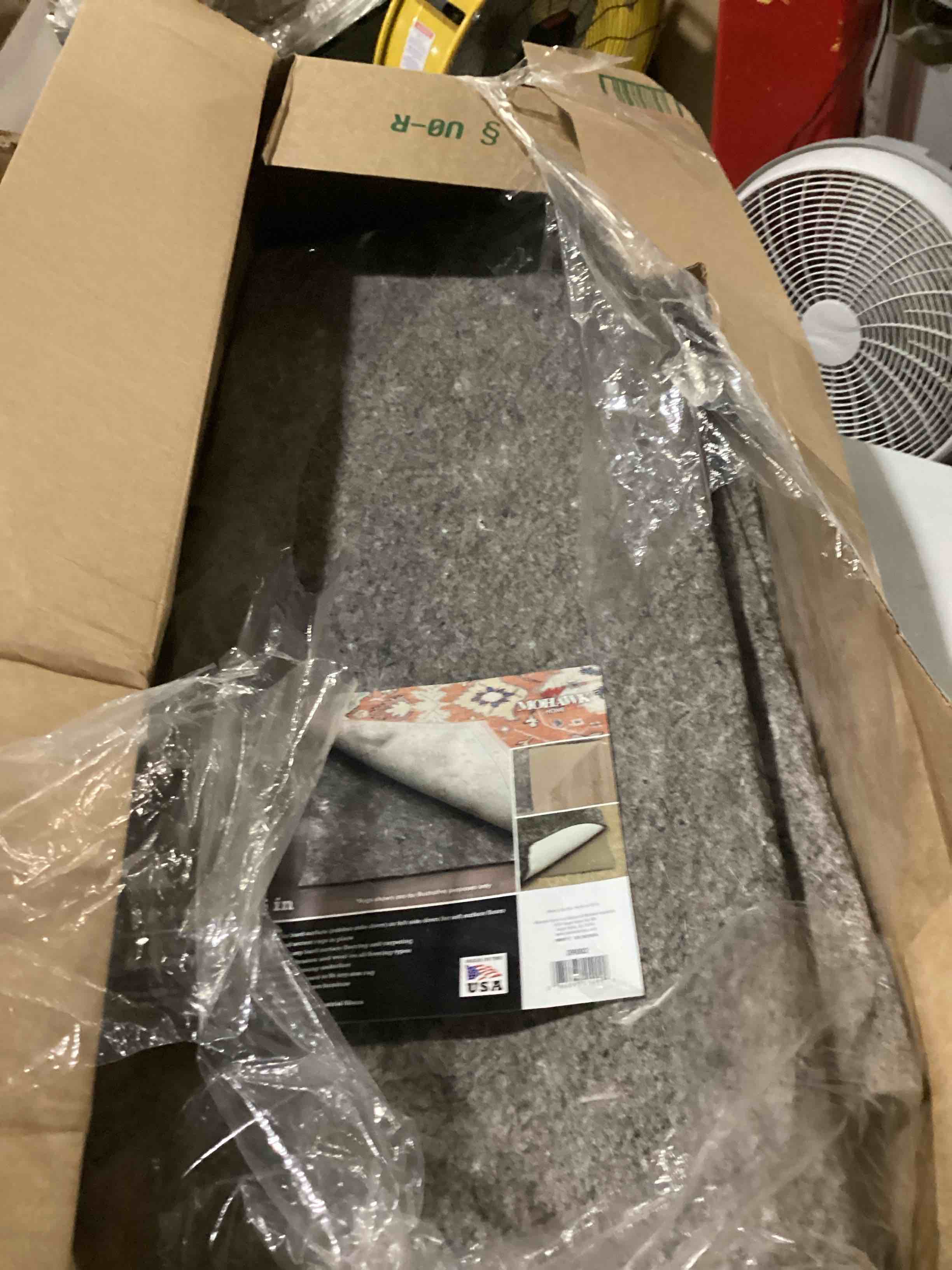 https://s3.amazonaws.com/lotting-images-prod/bidfta/BLU5580849_1727265299702.jpeg