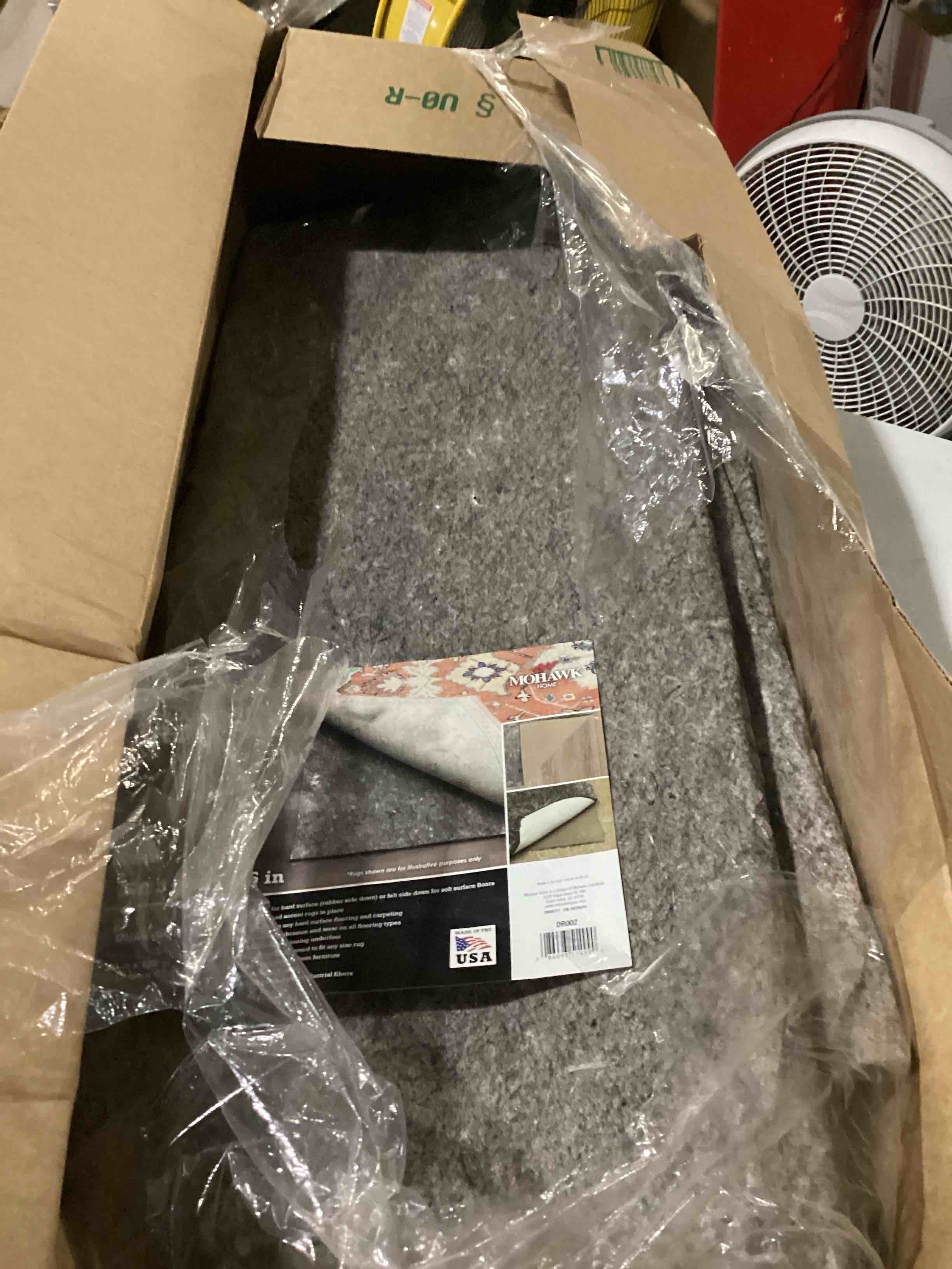 https://s3.amazonaws.com/lotting-images-prod/bidfta/BLU5580849_1727265302698.jpeg