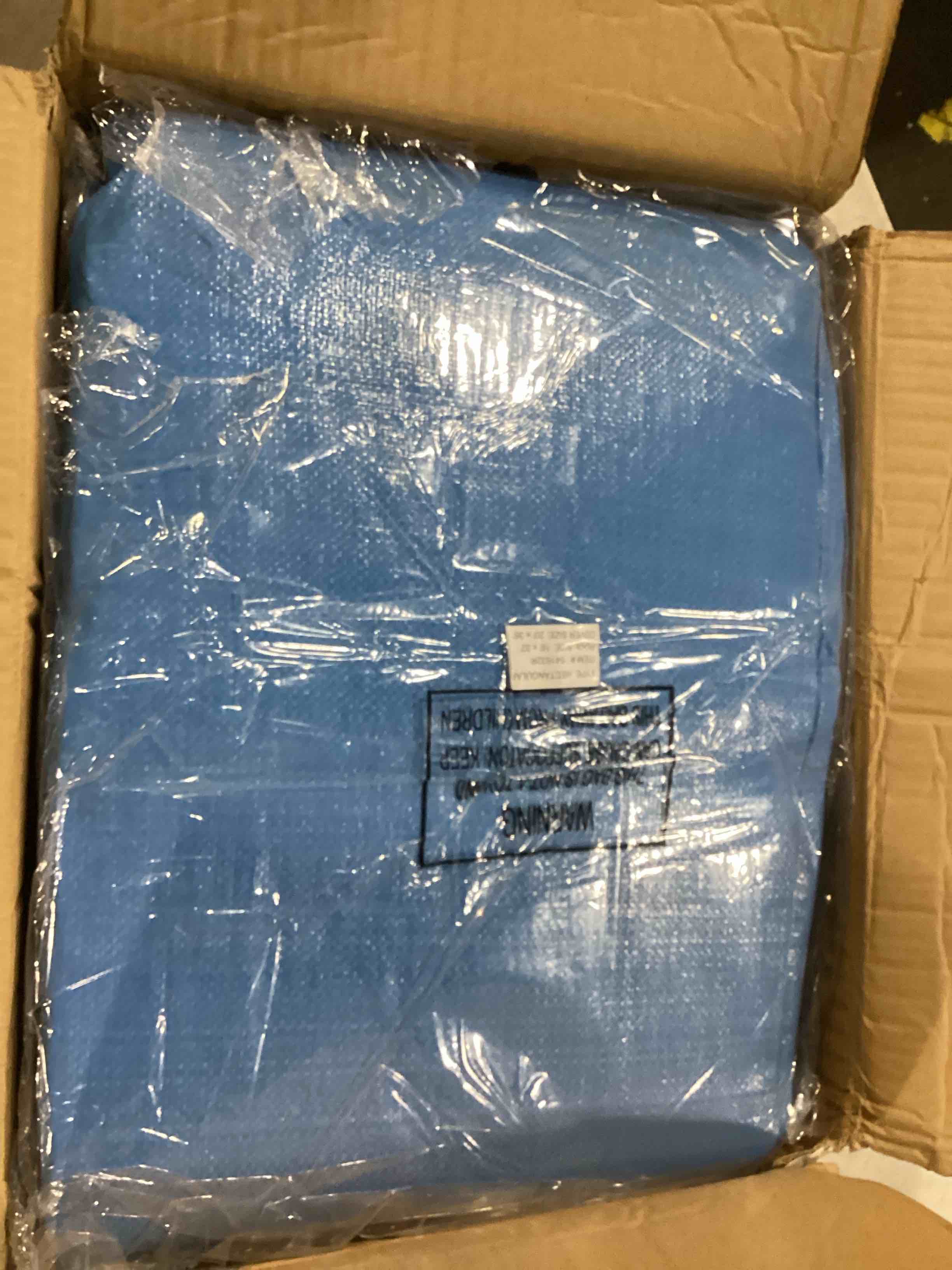 https://s3.amazonaws.com/lotting-images-prod/bidfta/BLU5581776_1728667046192.jpeg
