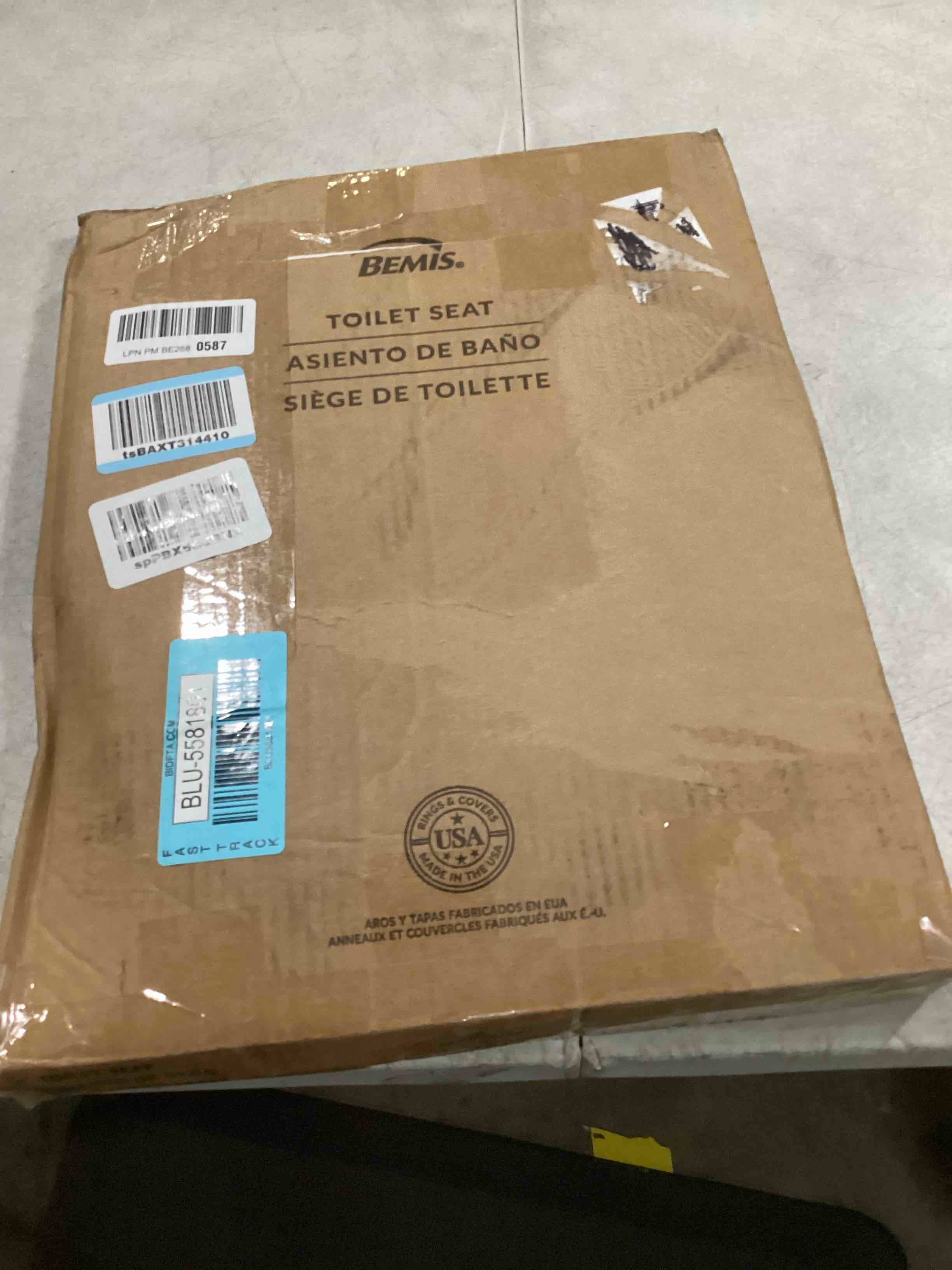 https://s3.amazonaws.com/lotting-images-prod/bidfta/BLU5581801_1728671548407.jpeg
