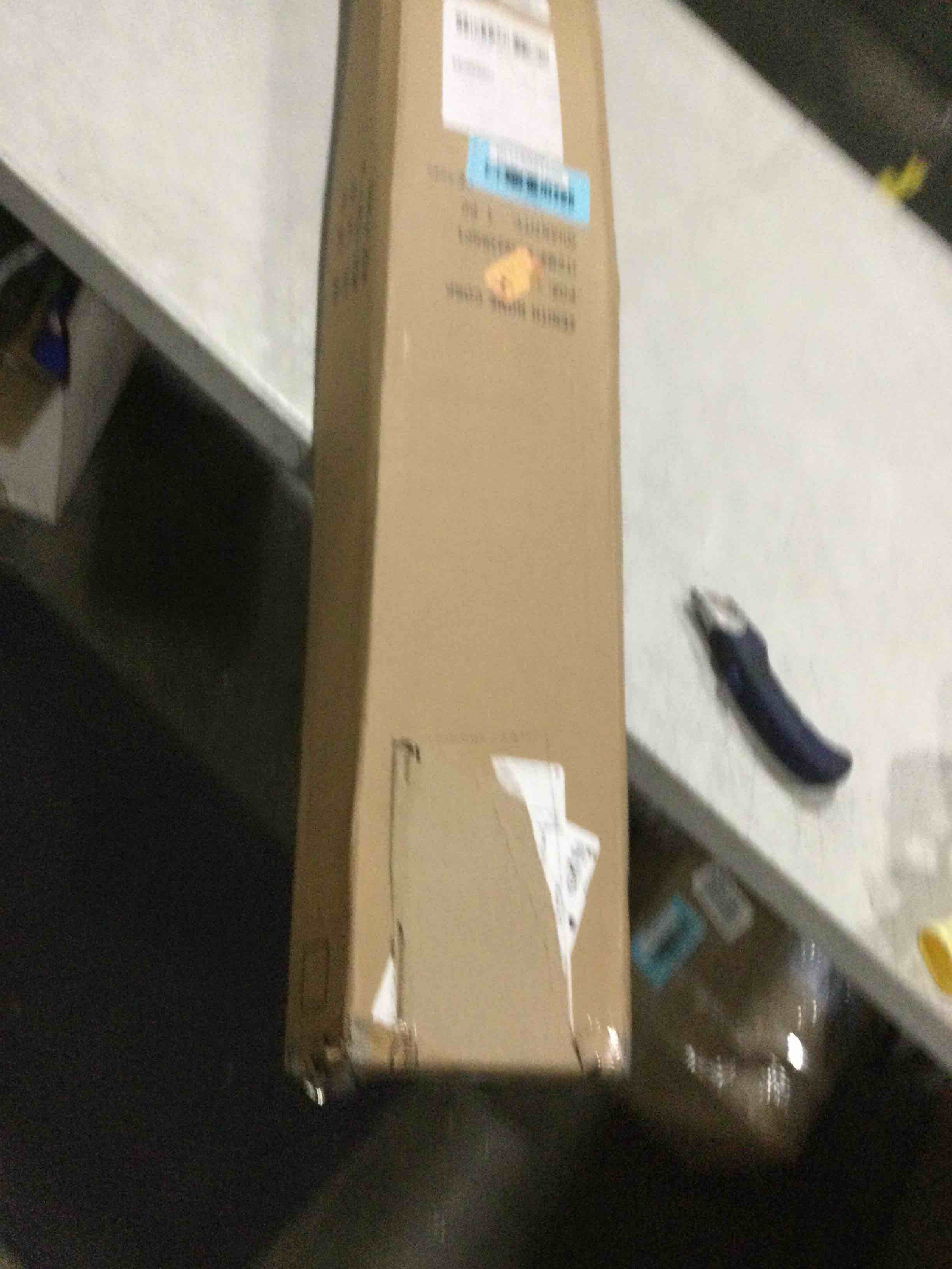 https://s3.amazonaws.com/lotting-images-prod/bidfta/BLU5581856_1728914010465.jpeg