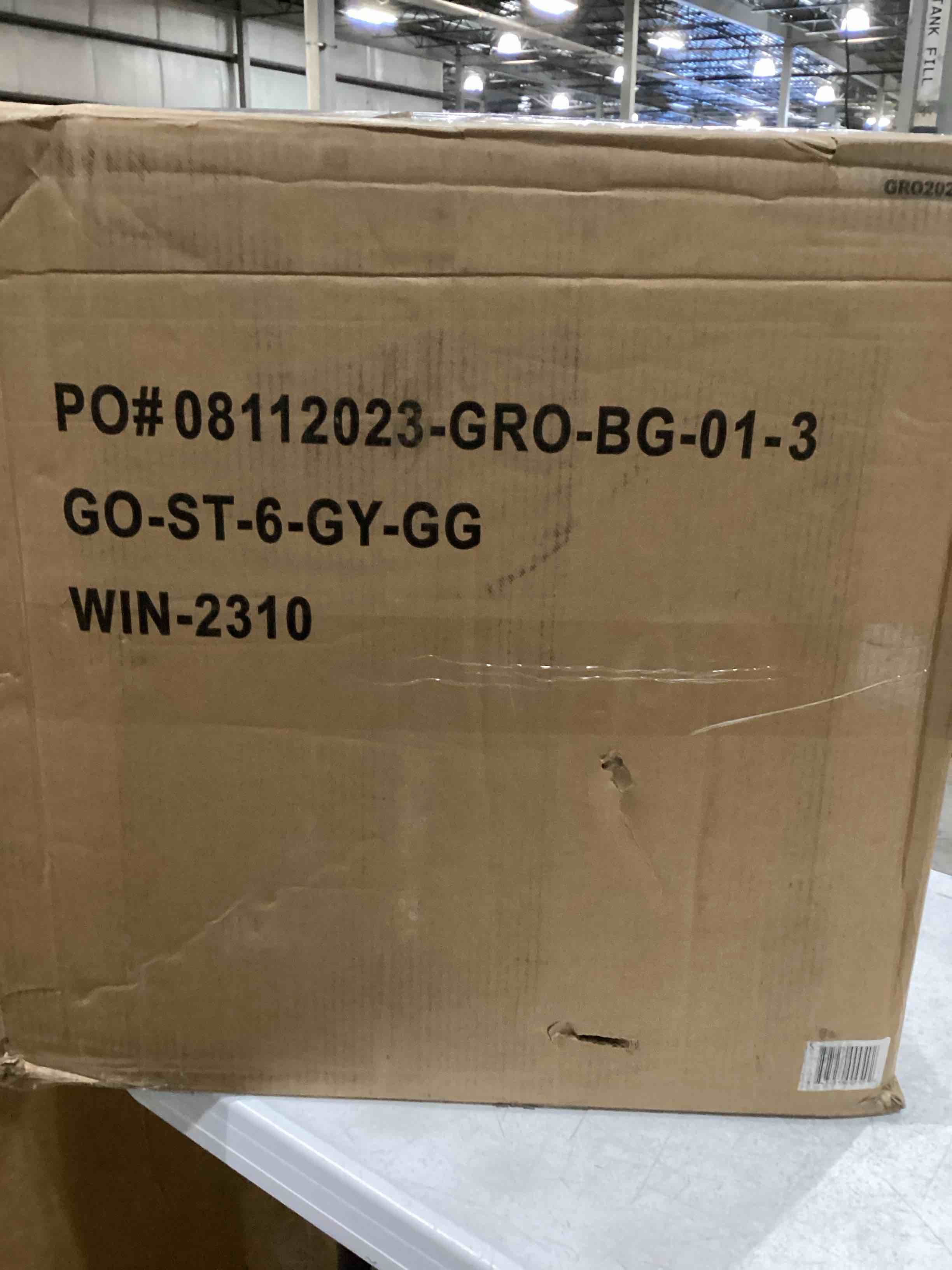 https://s3.amazonaws.com/lotting-images-prod/bidfta/BLU5582778_1727960131607.jpeg