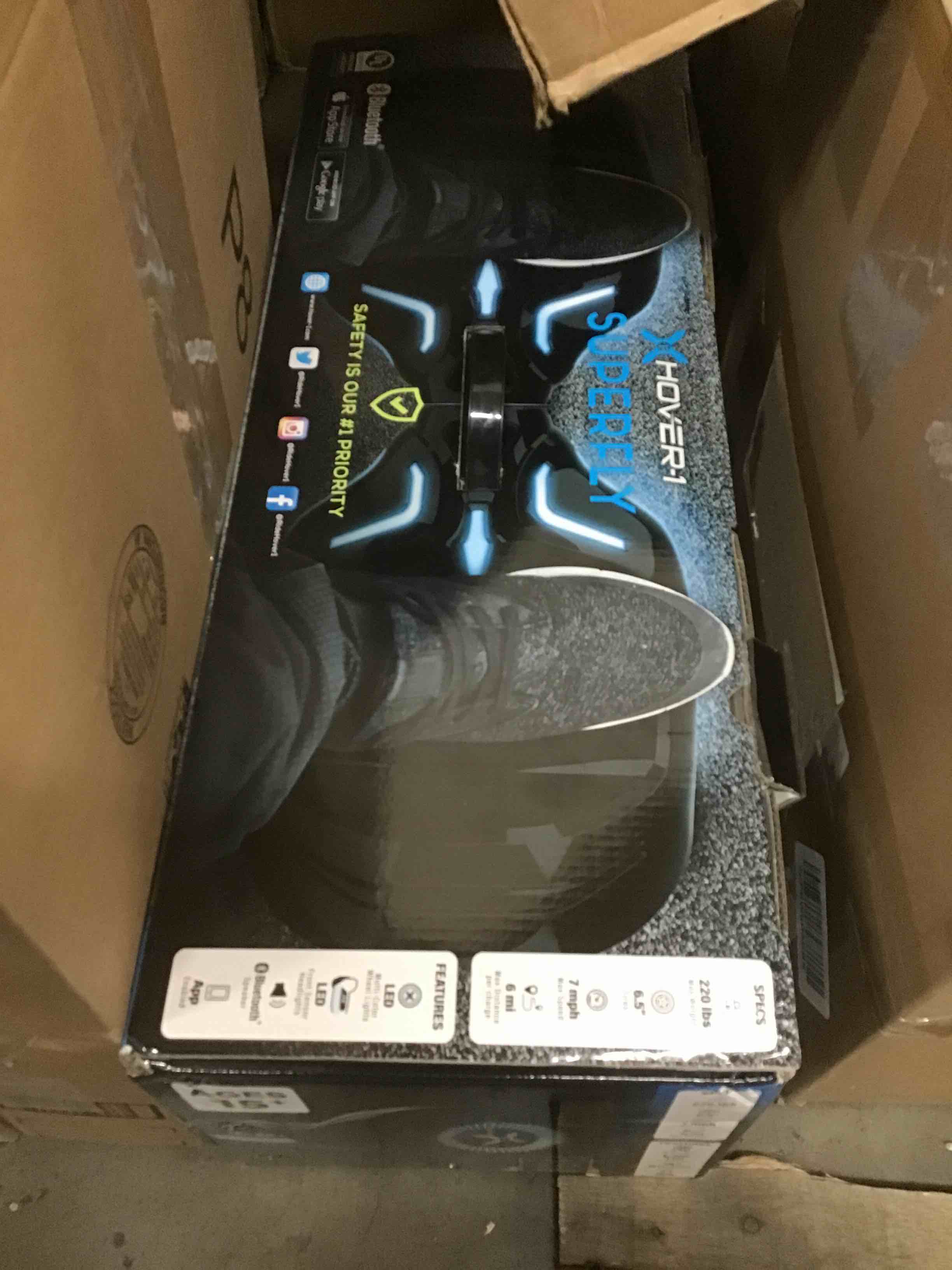 https://s3.amazonaws.com/lotting-images-prod/bidfta/BLU5588693_1707493721683.jpeg