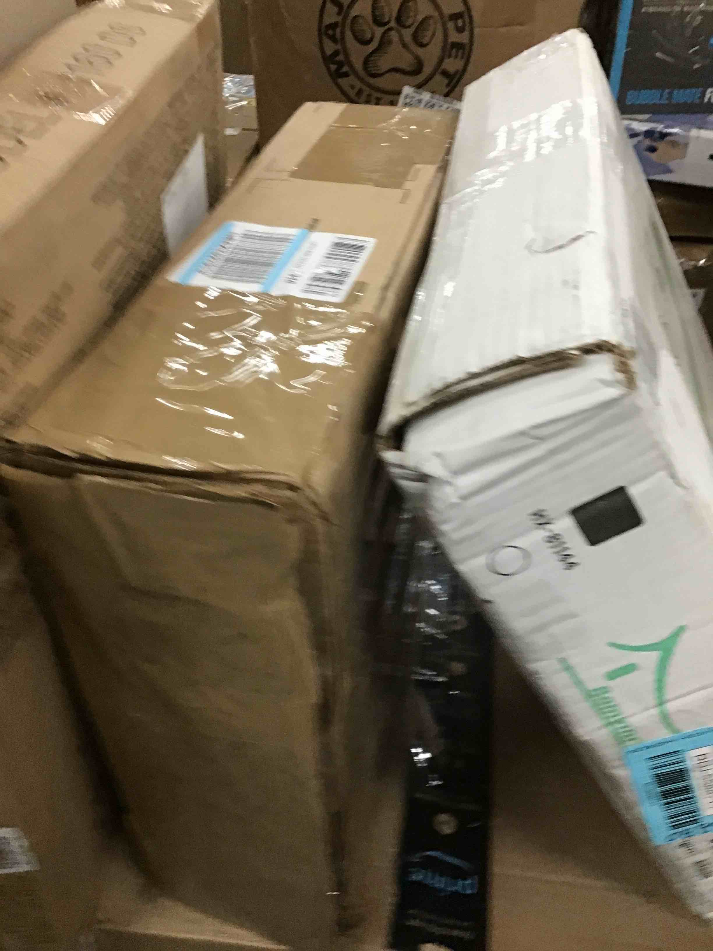 https://s3.amazonaws.com/lotting-images-prod/bidfta/BLU5588714_1707496769655.jpeg