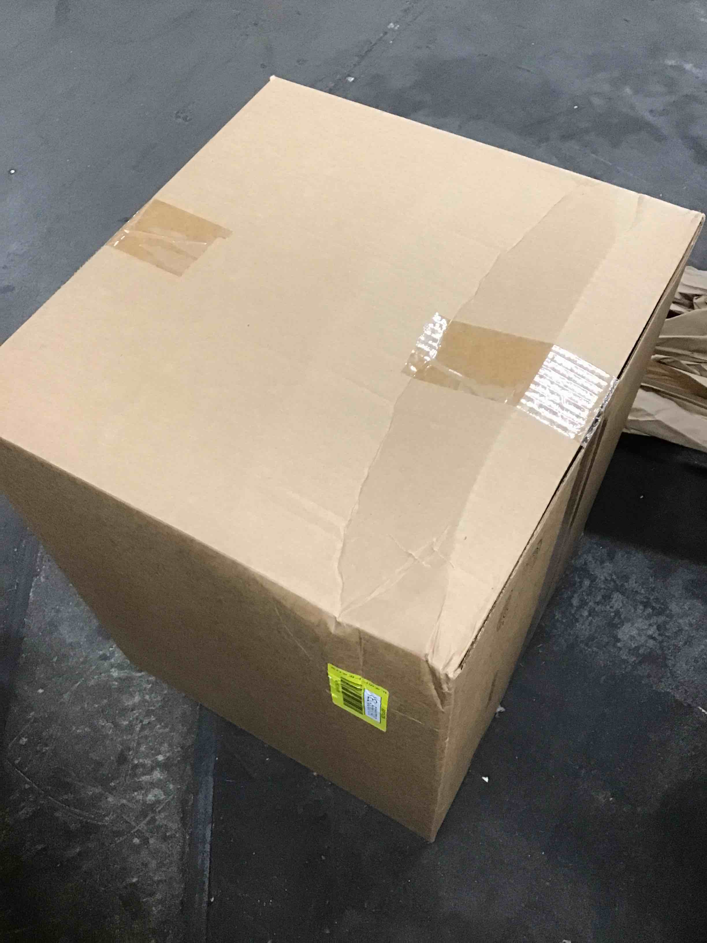 https://s3.amazonaws.com/lotting-images-prod/bidfta/BLU5588753_1707507148470.jpeg