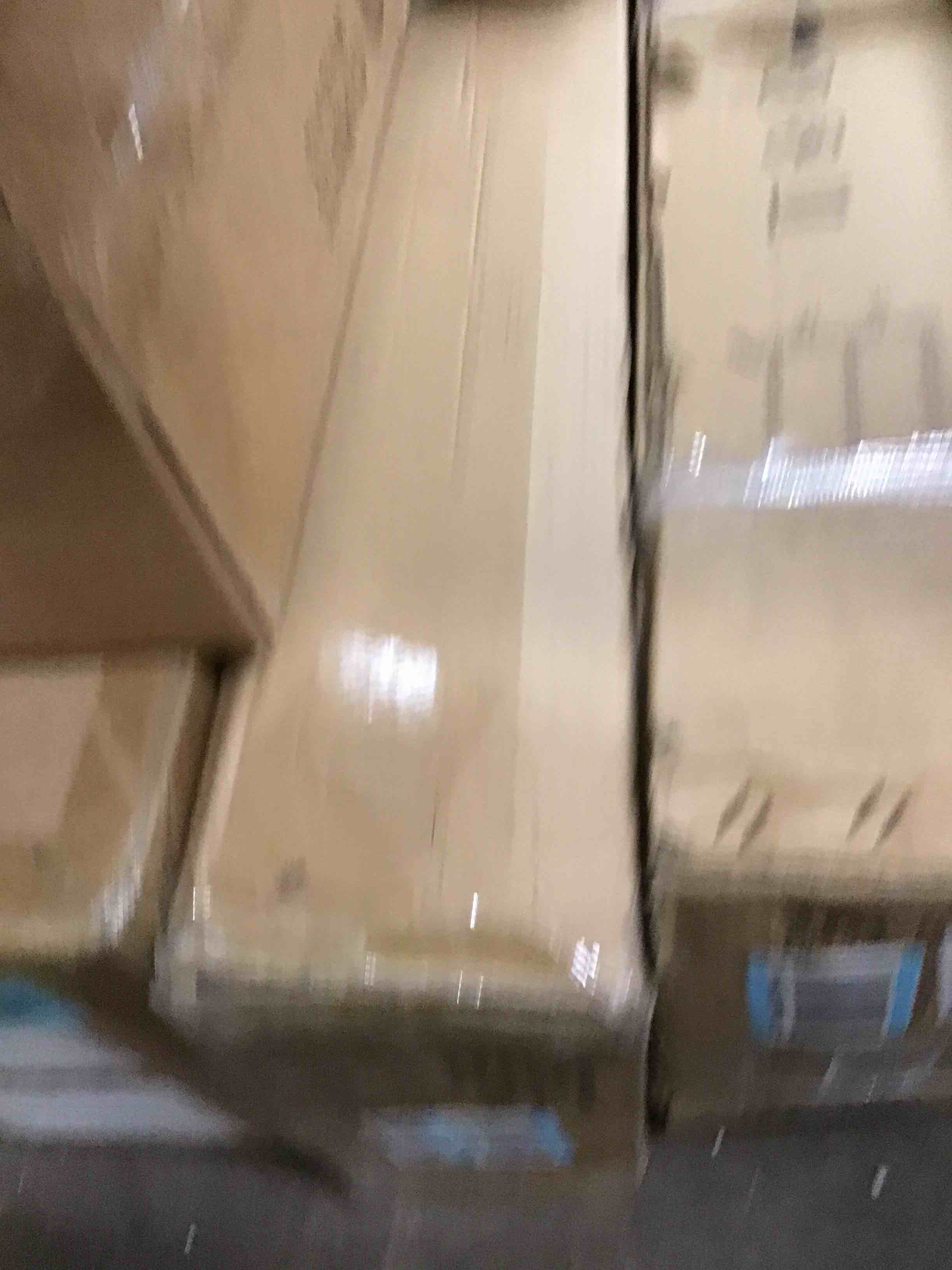 https://s3.amazonaws.com/lotting-images-prod/bidfta/BLU5589027_1708115412902.jpeg