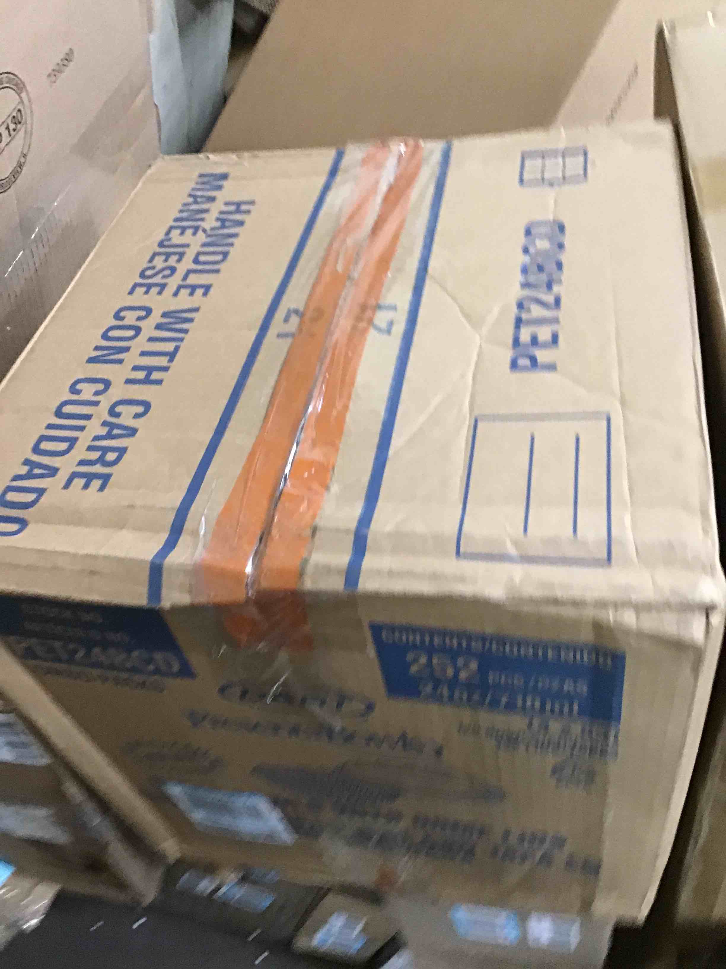https://s3.amazonaws.com/lotting-images-prod/bidfta/BLU5589030_1708116240478.jpeg