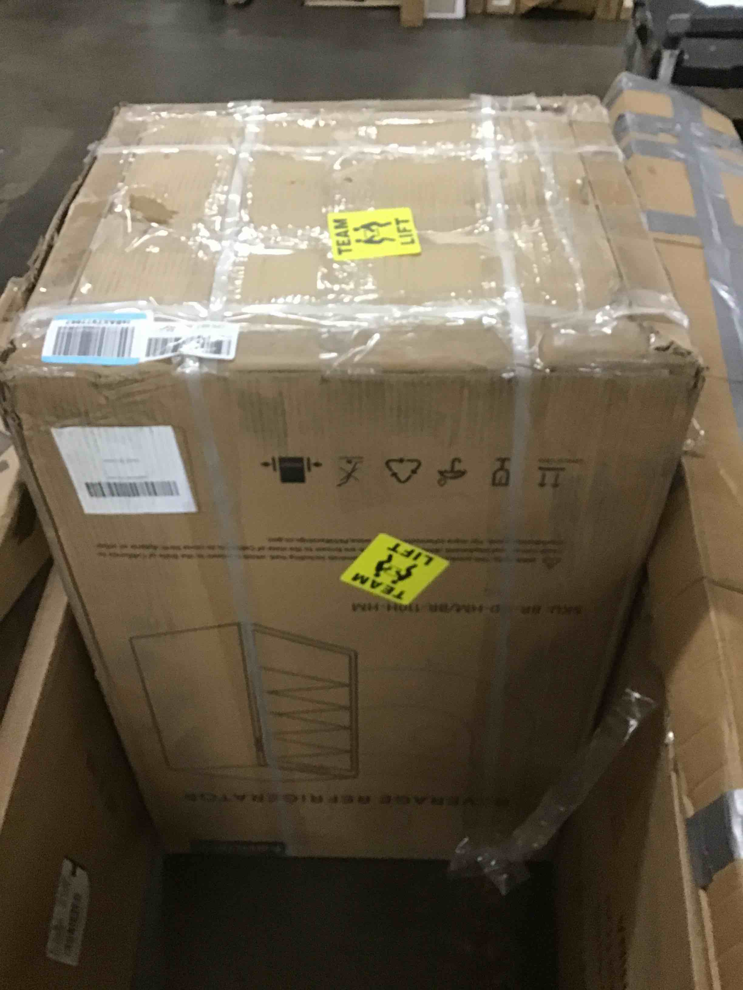 https://s3.amazonaws.com/lotting-images-prod/bidfta/BLU5589168_1708710432298.jpeg